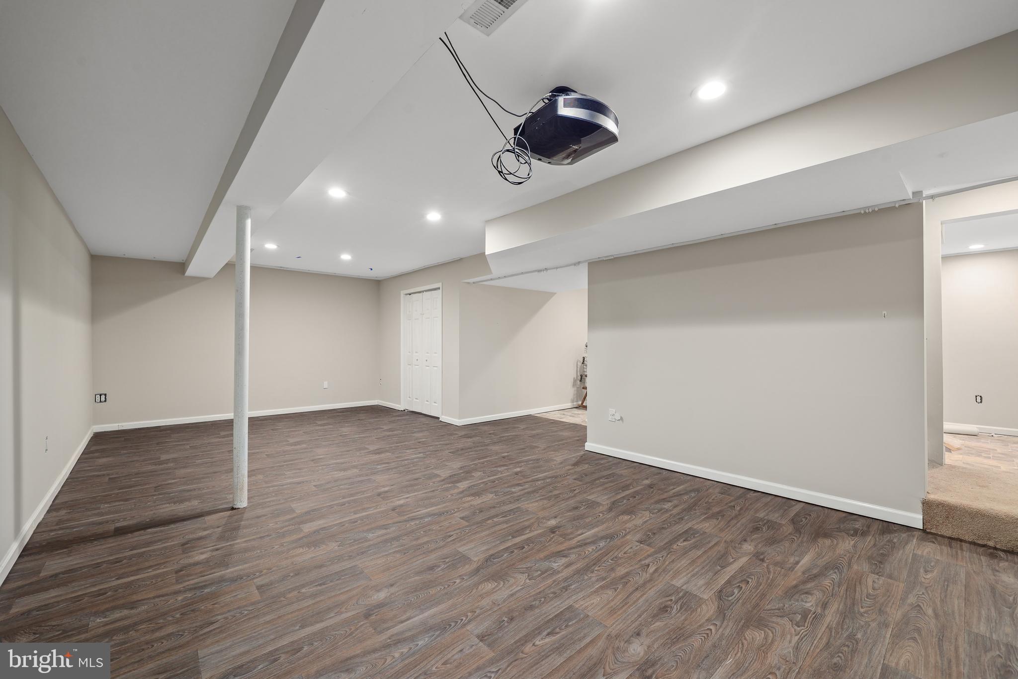 BEXLEY MANOR - Residential