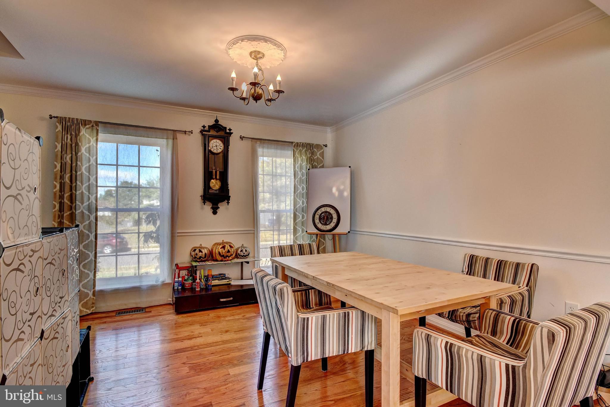 BROAD OAKS - Residential