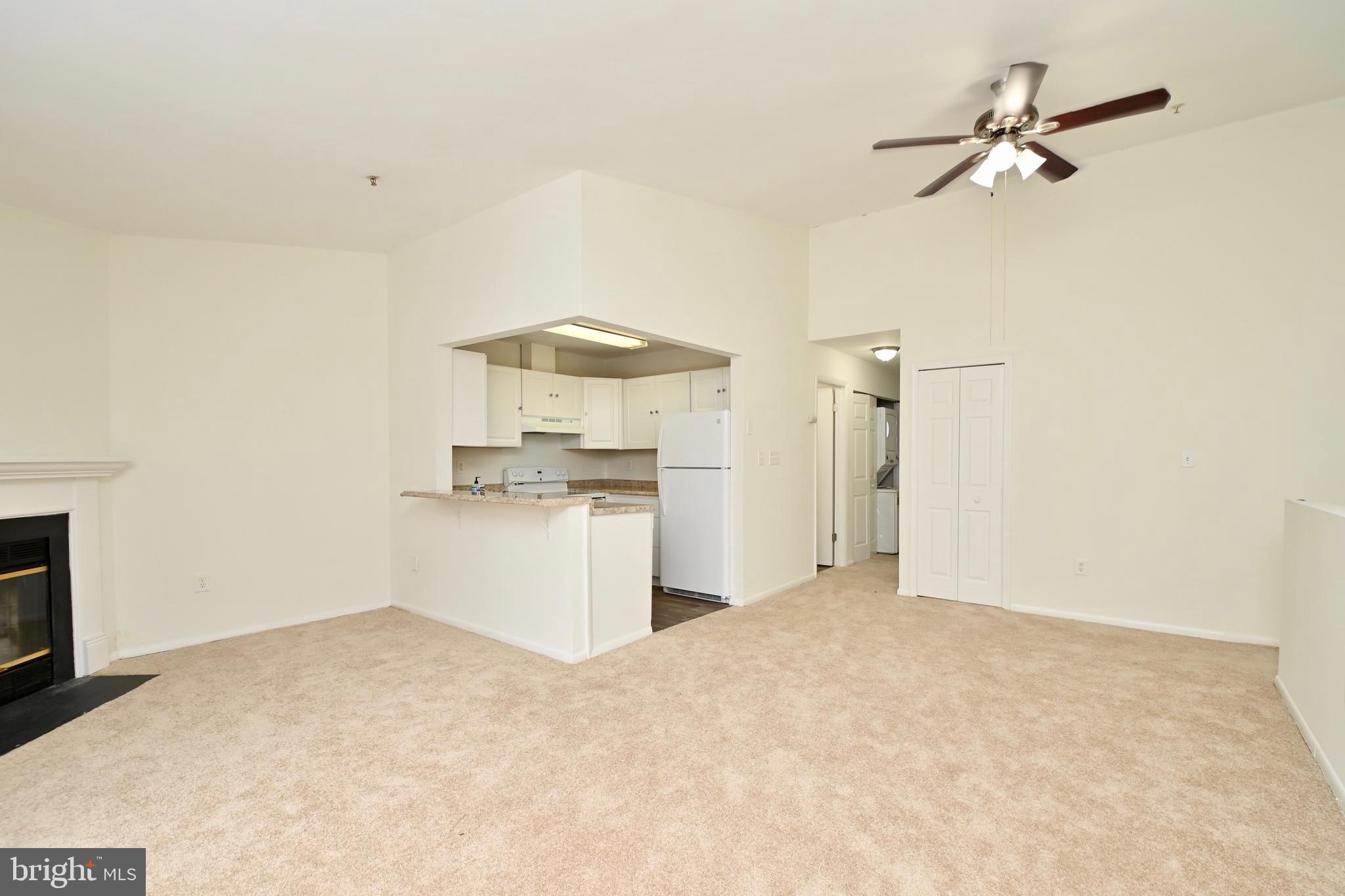 ASHLAR HILL - Residential Lease