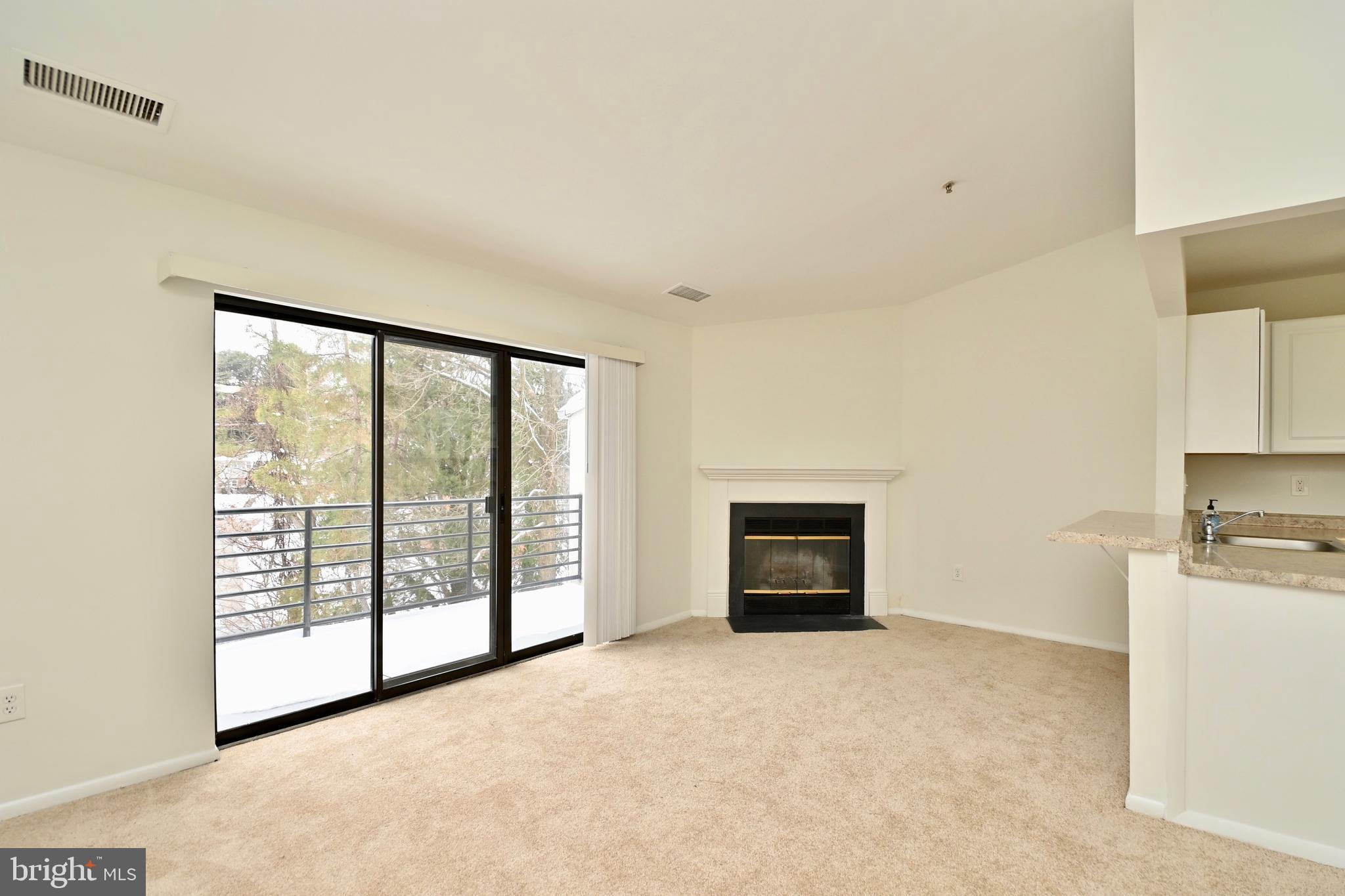 ASHLAR HILL - Residential Lease