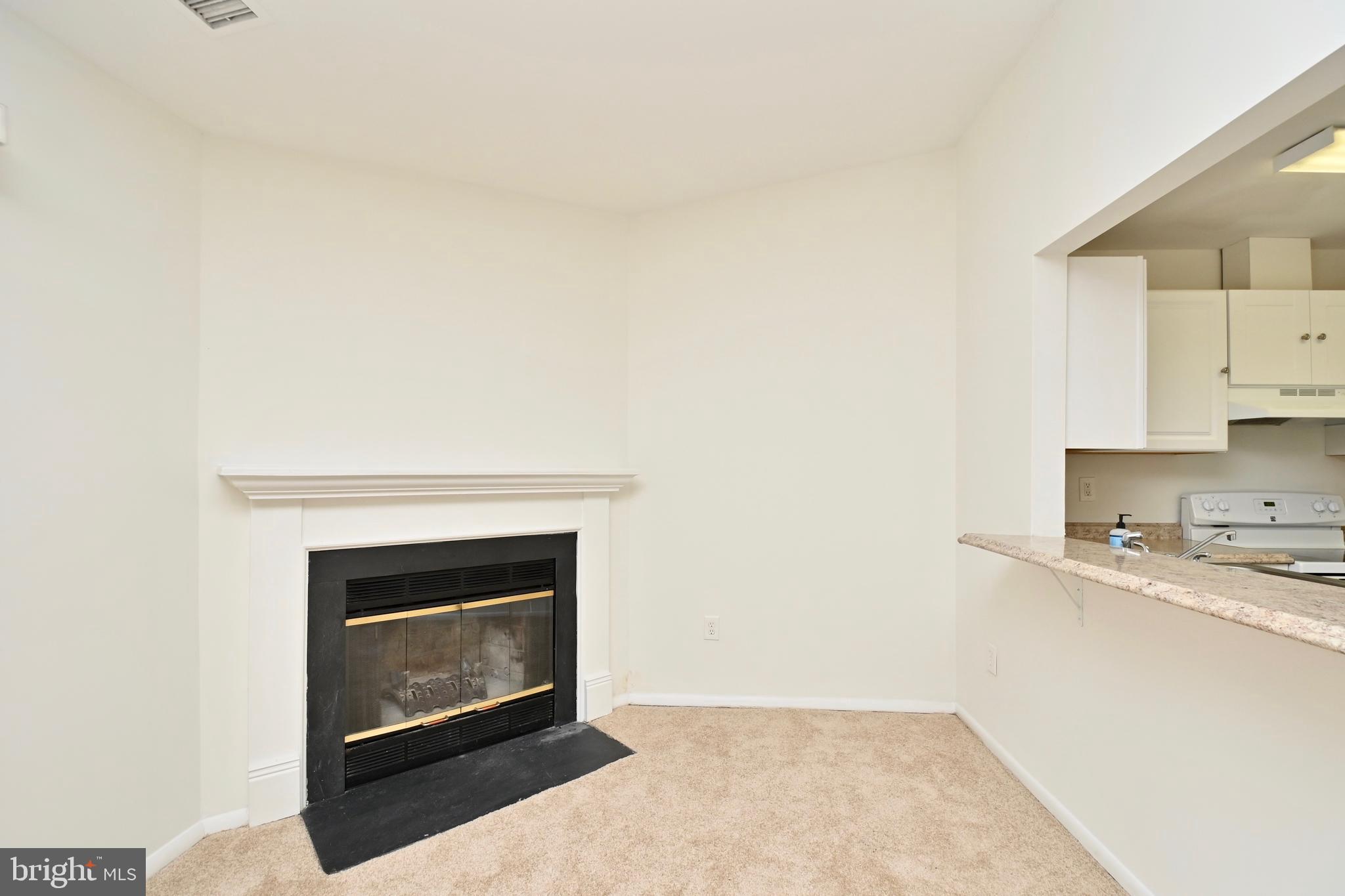 ASHLAR HILL - Residential Lease