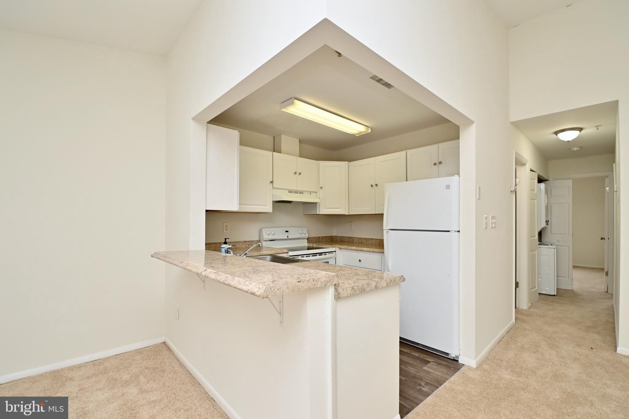 ASHLAR HILL - Residential Lease