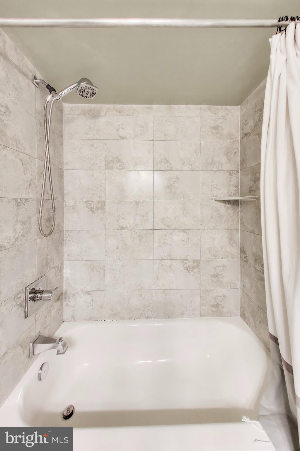 BETHESDA PARK - Residential