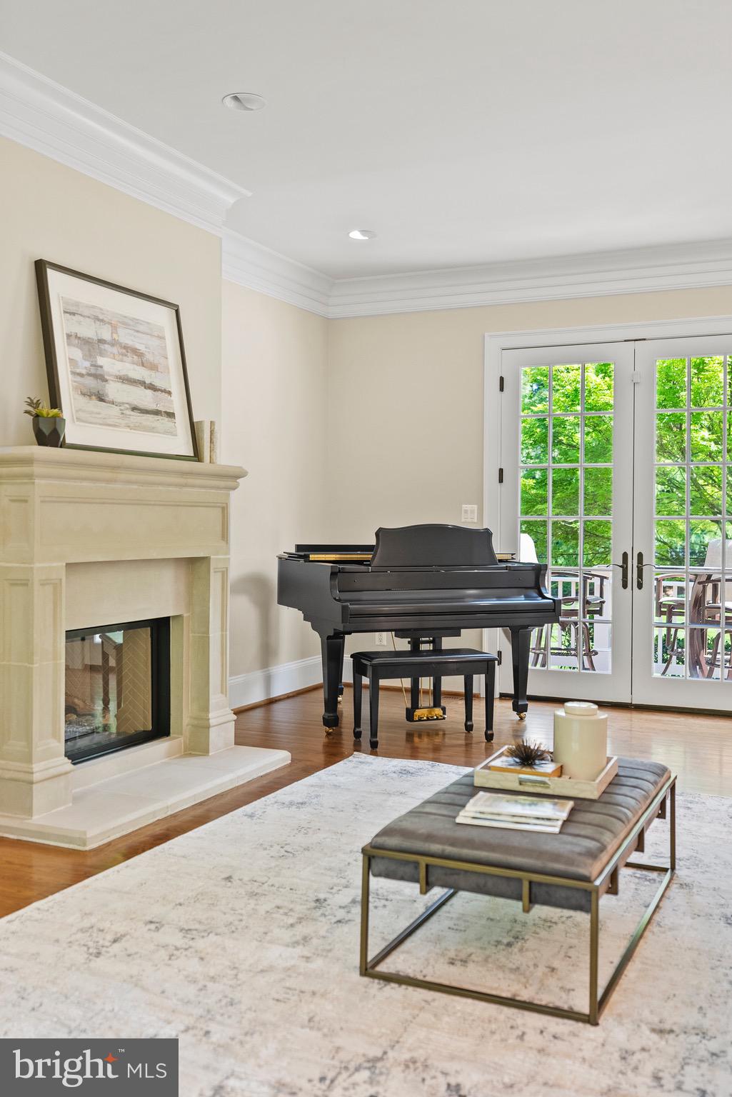 GREAT FALLS WOODS - Residential