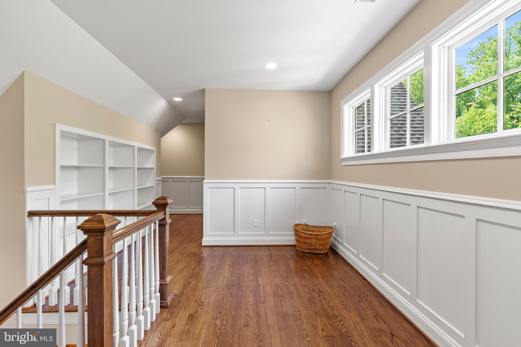 GREAT FALLS WOODS - Residential