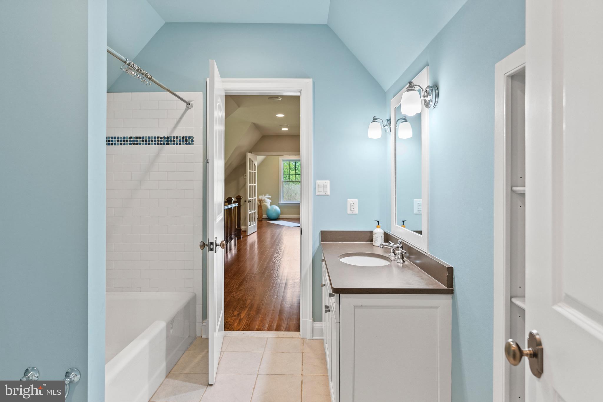 GREAT FALLS WOODS - Residential