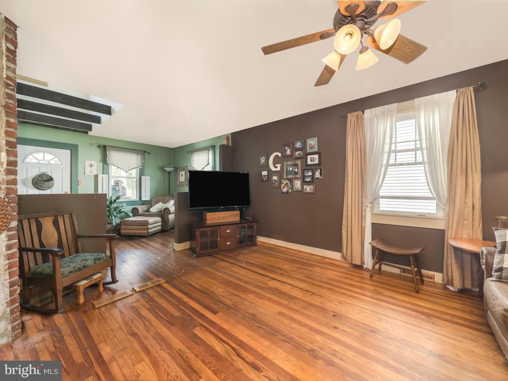 DOWNTOWN FREDERICKSBURG - Residential