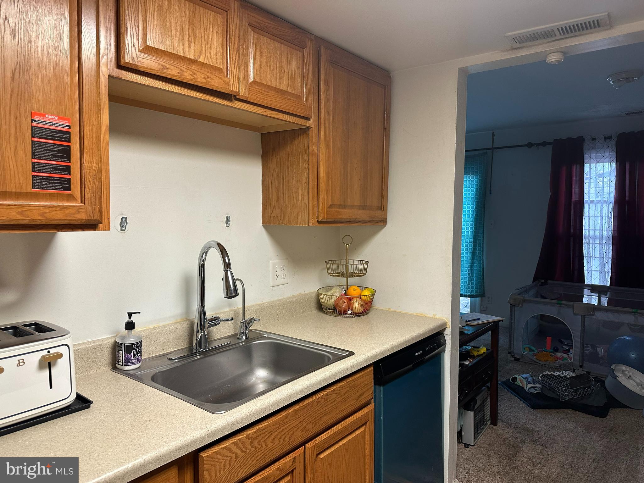 STAFFORD OAKS - Residential Lease