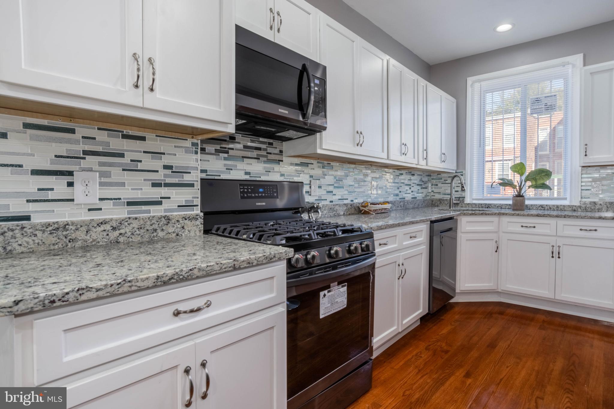 WAVERLY - Residential