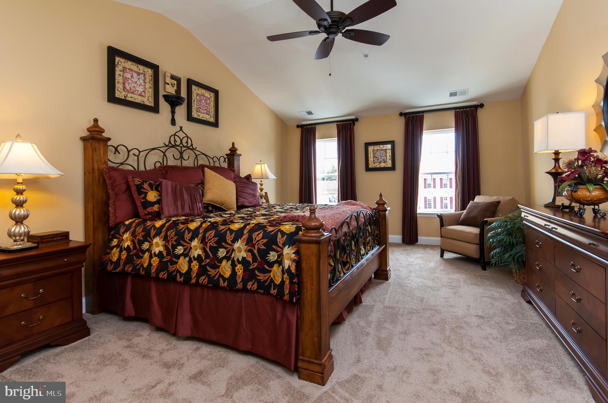 PLEASANT HILL PARK - Residential