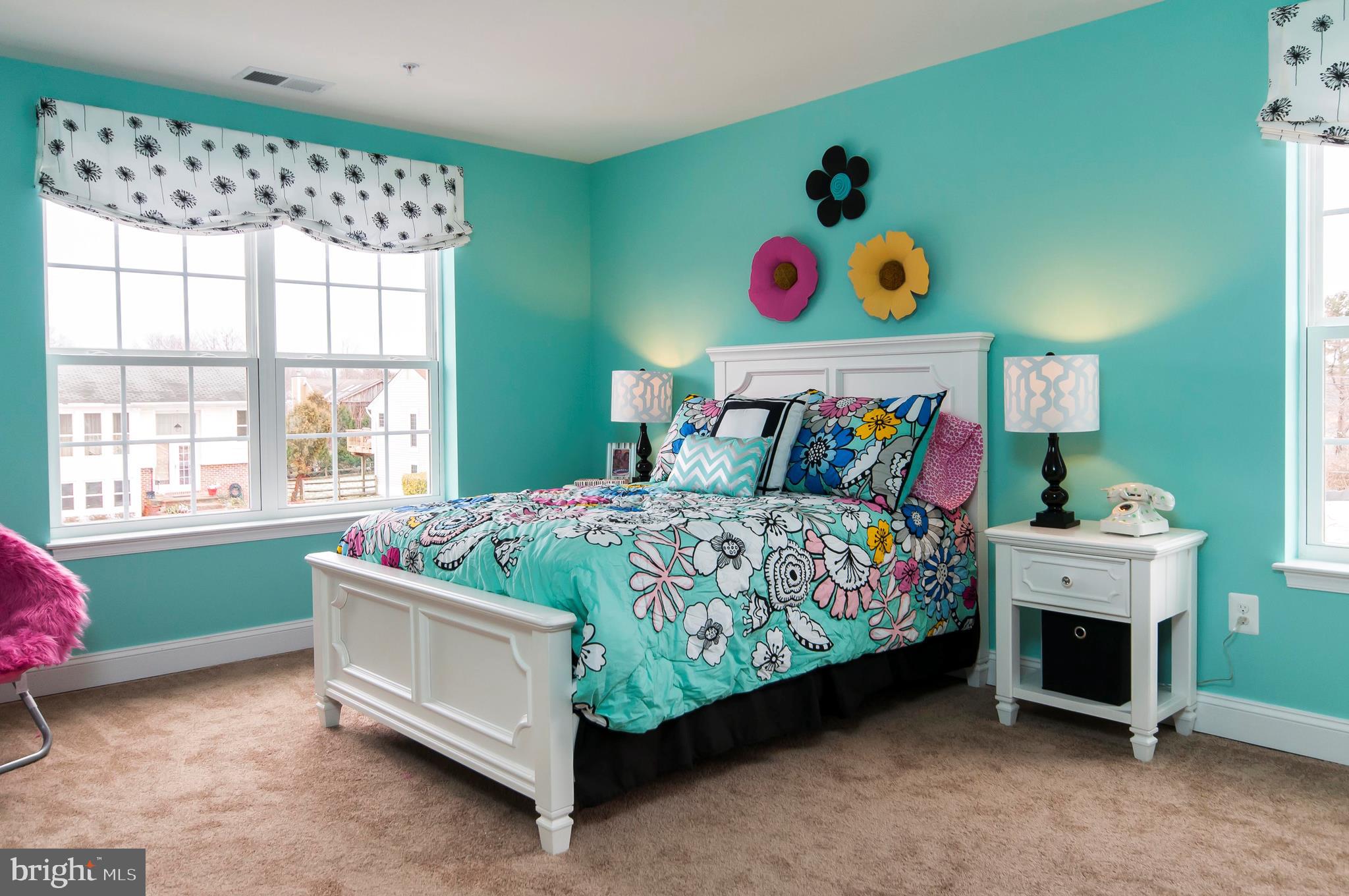 PLEASANT HILL PARK - Residential