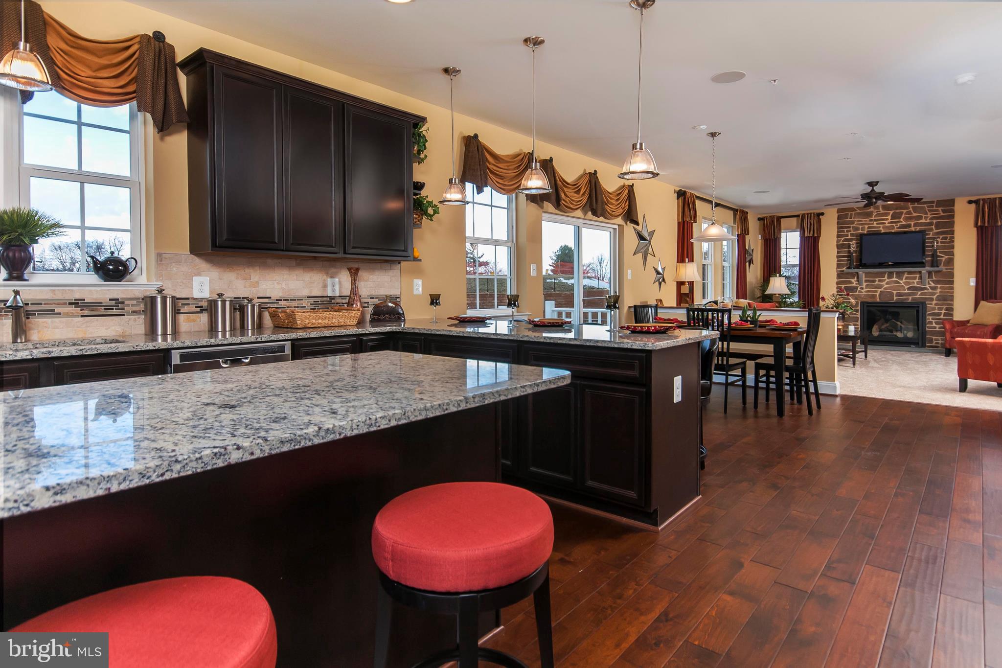 PLEASANT HILL PARK - Residential