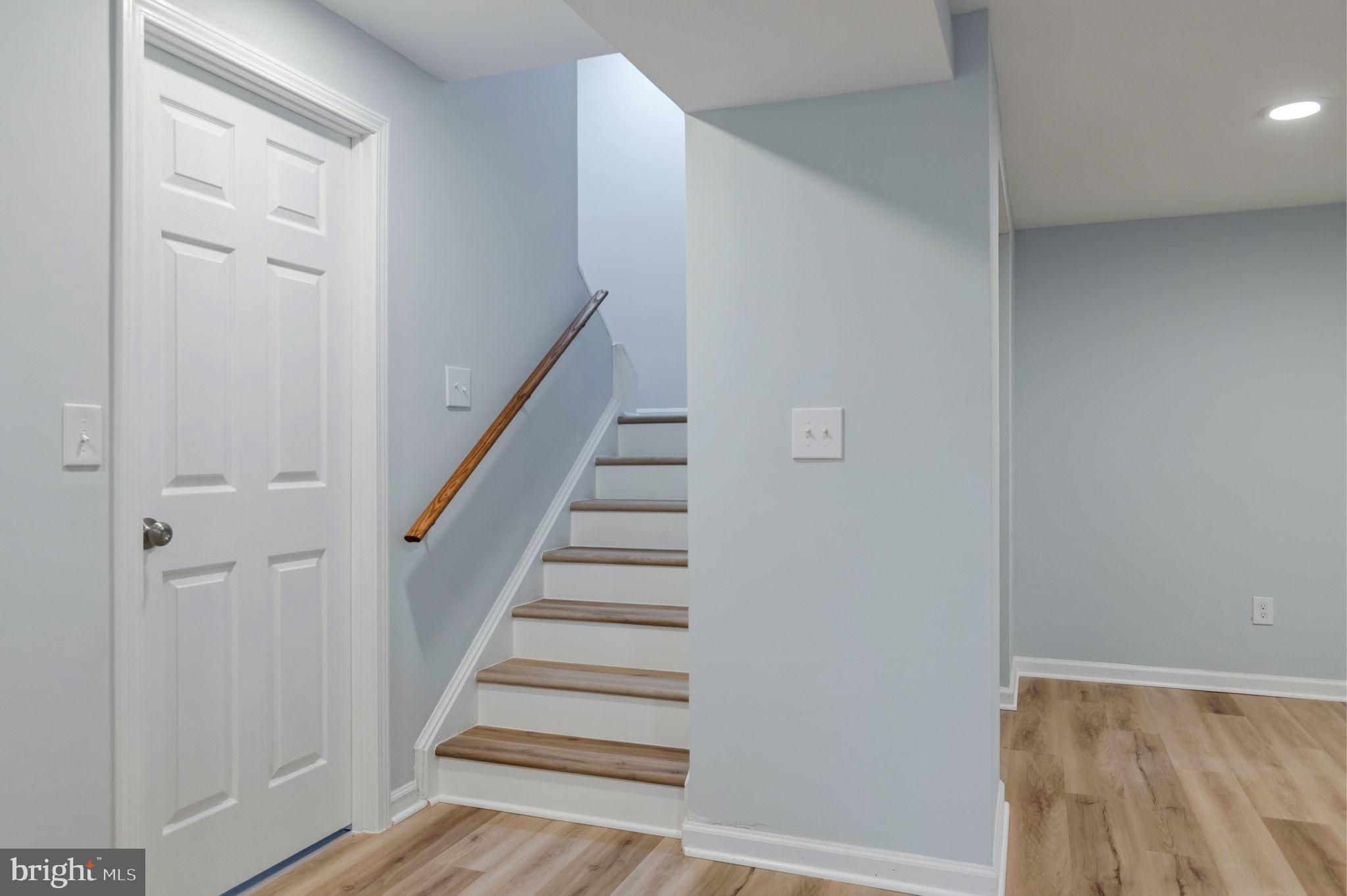 COURTS OF CHANDON - Residential