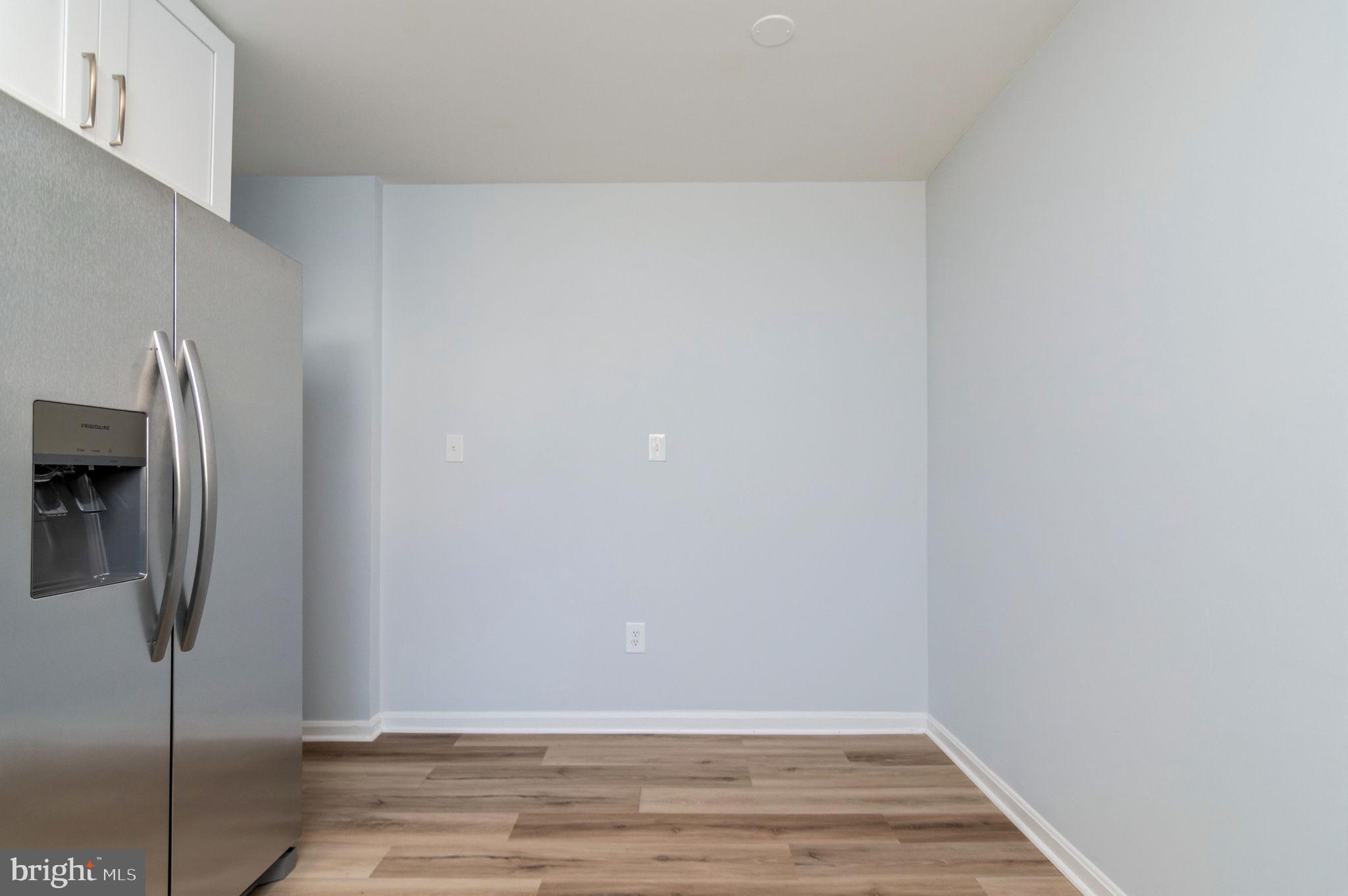 COURTS OF CHANDON - Residential