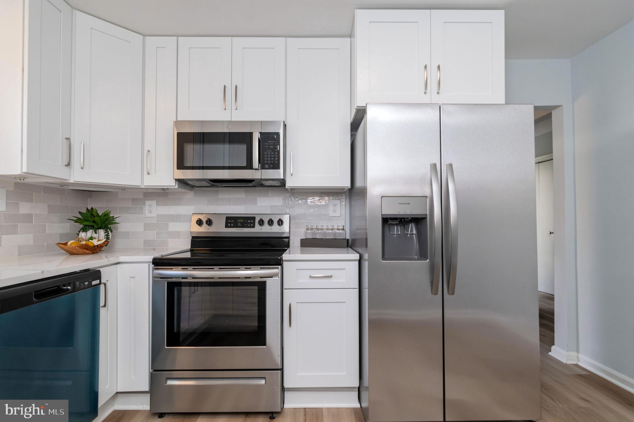 COURTS OF CHANDON - Residential