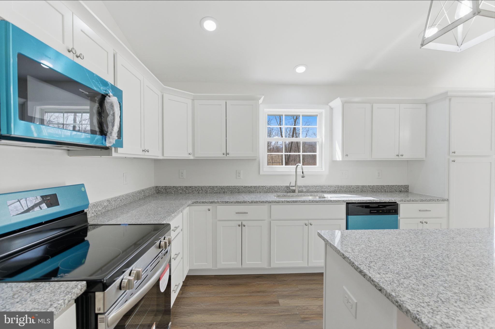 SLEEPY HOLLOW - Residential