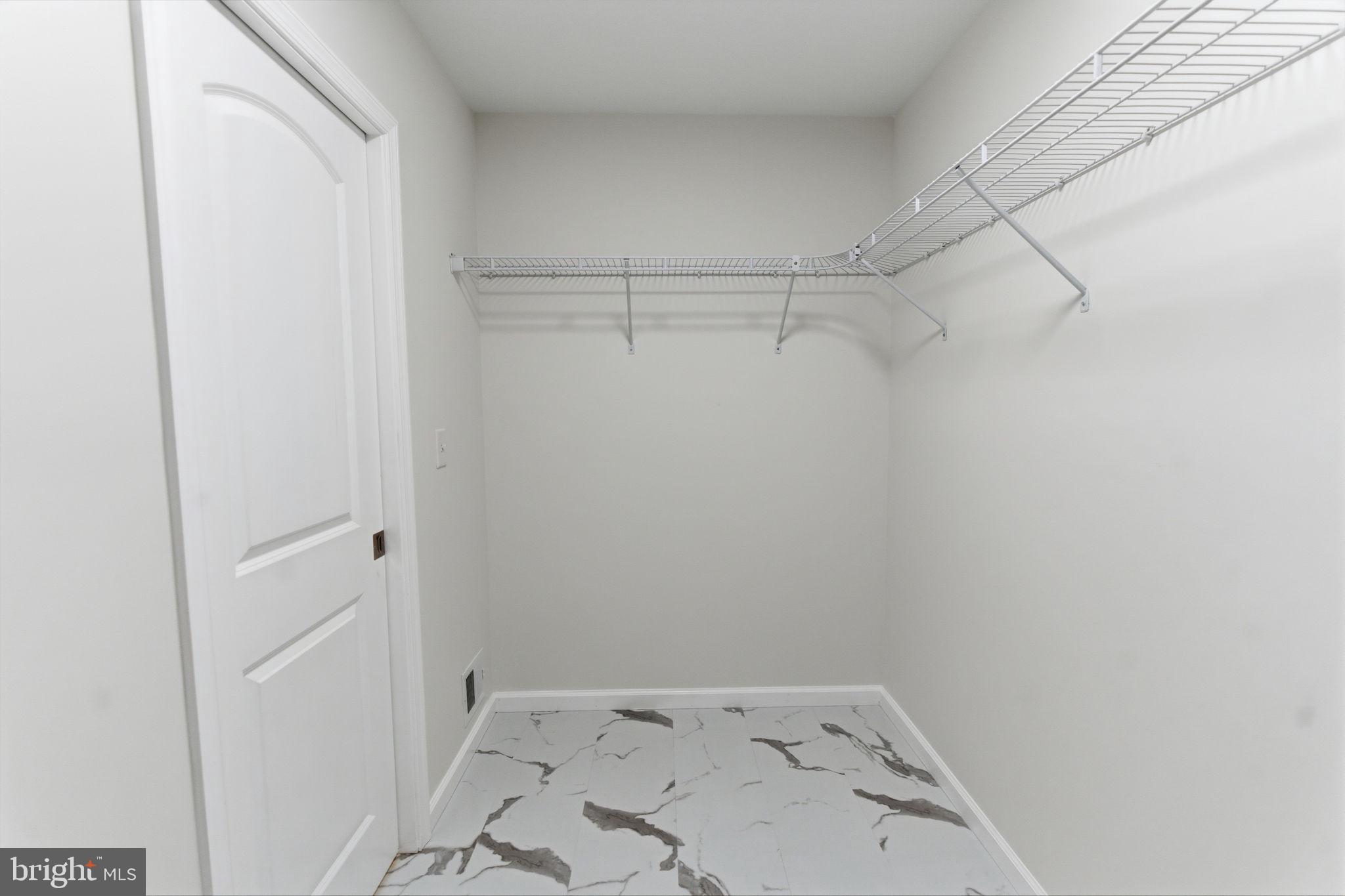 SLEEPY HOLLOW - Residential