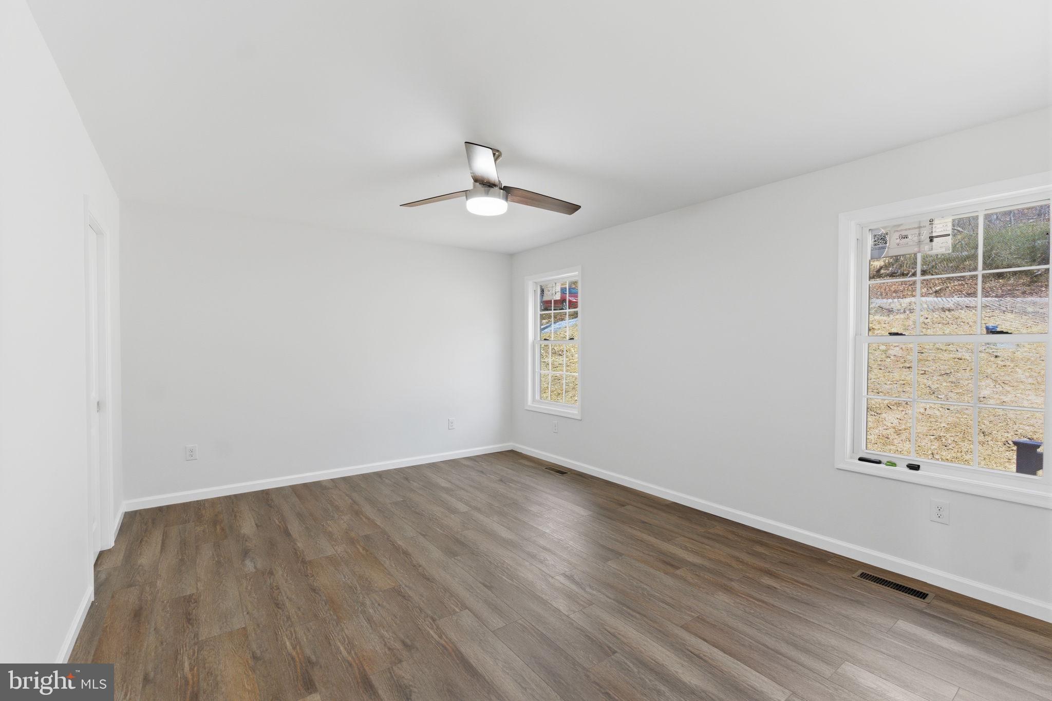 SLEEPY HOLLOW - Residential