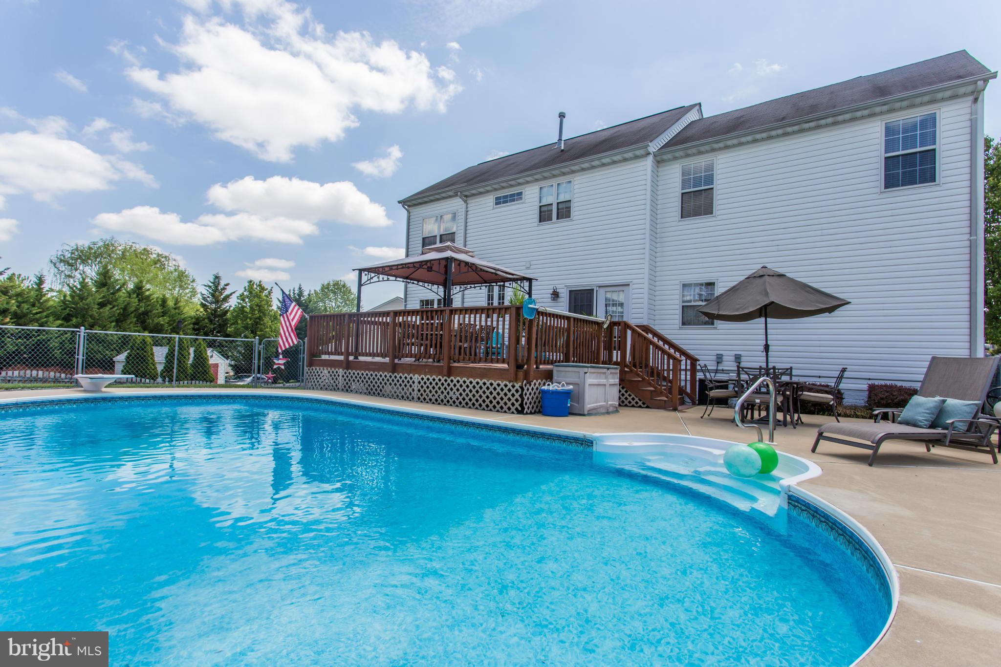 AUTUMN RIDGE - Residential