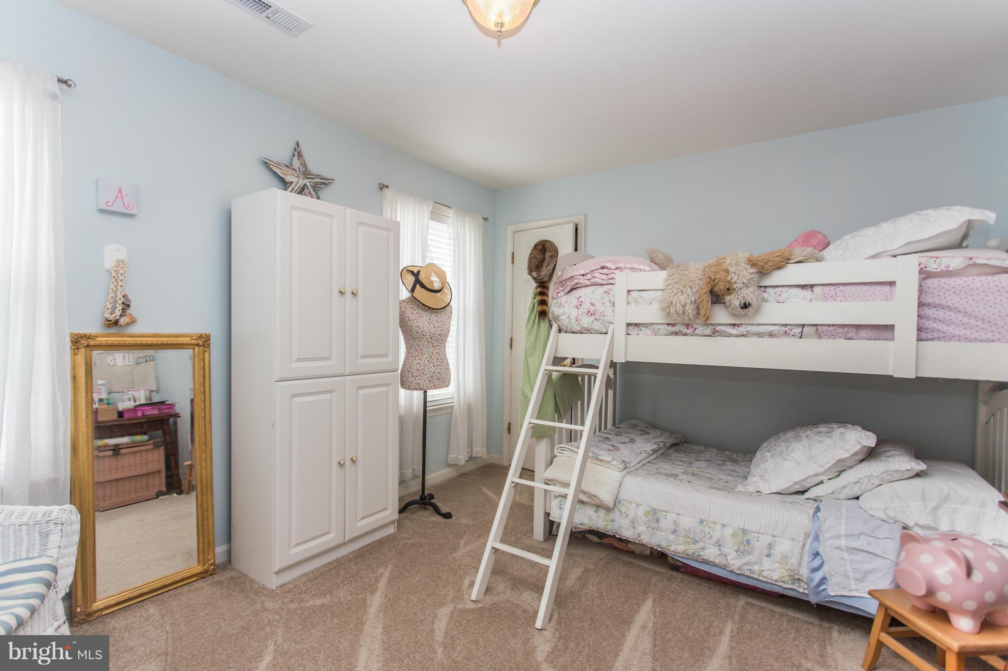 AUTUMN RIDGE - Residential