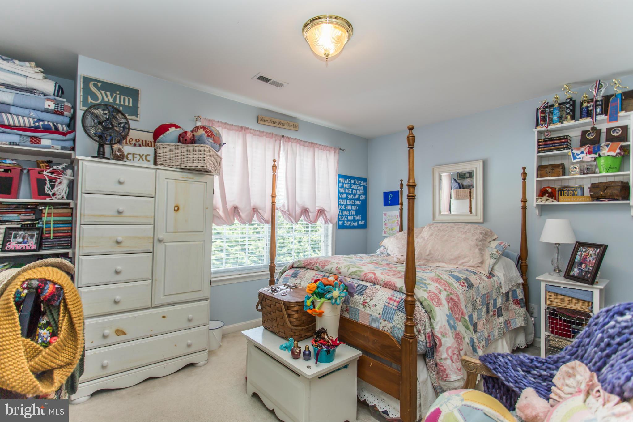 AUTUMN RIDGE - Residential