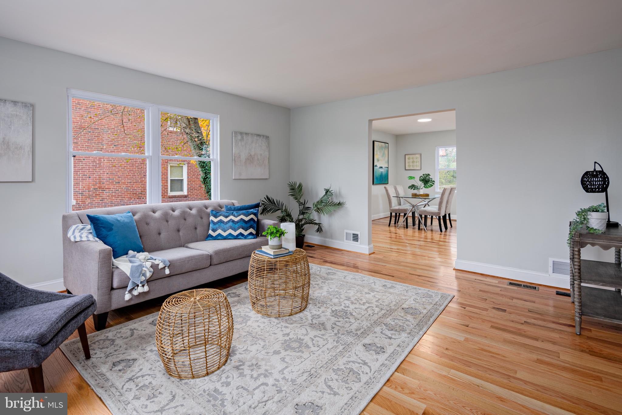 IDLEWOOD - Residential