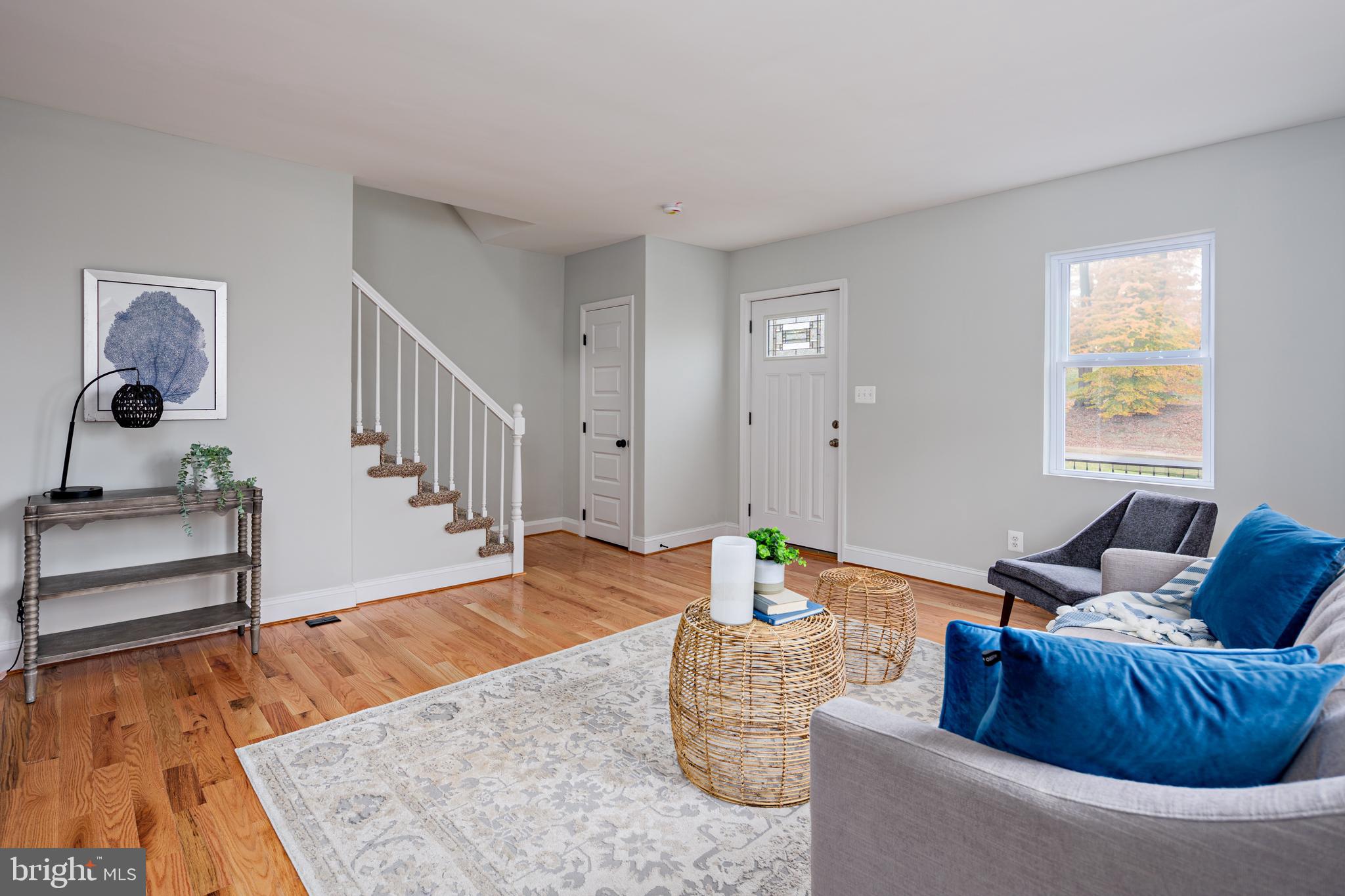 IDLEWOOD - Residential