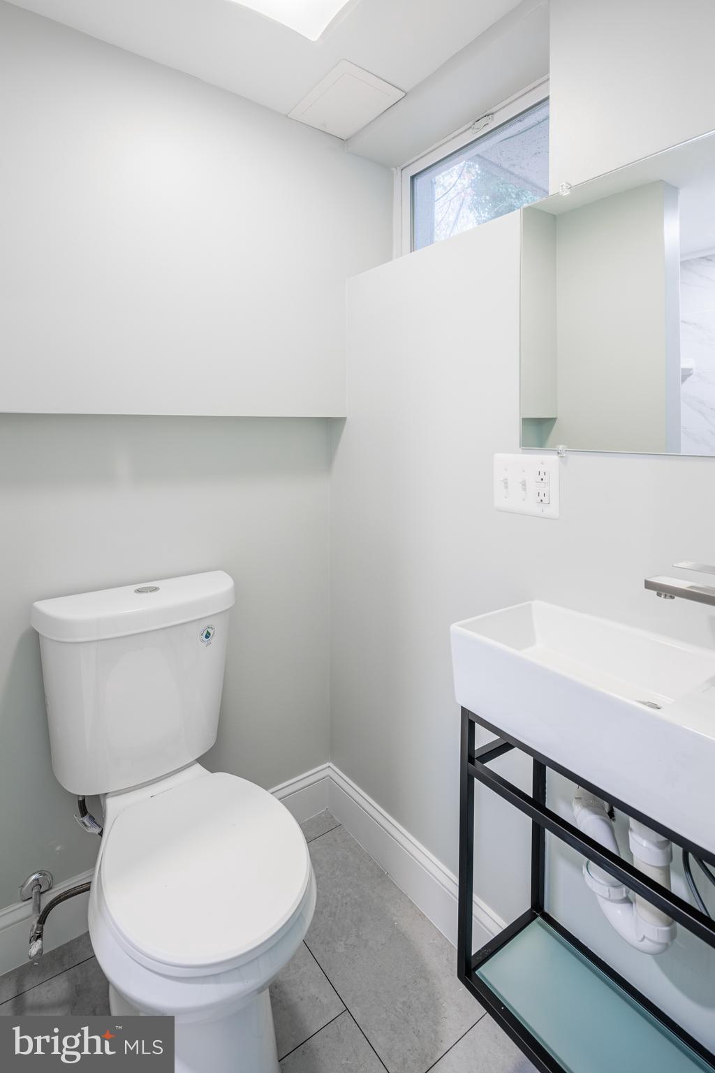 IDLEWOOD - Residential