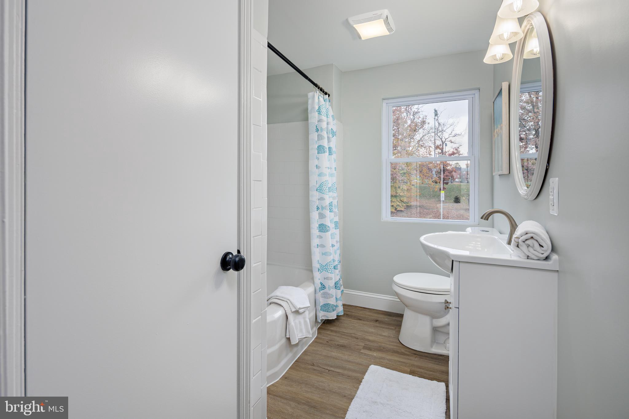 IDLEWOOD - Residential