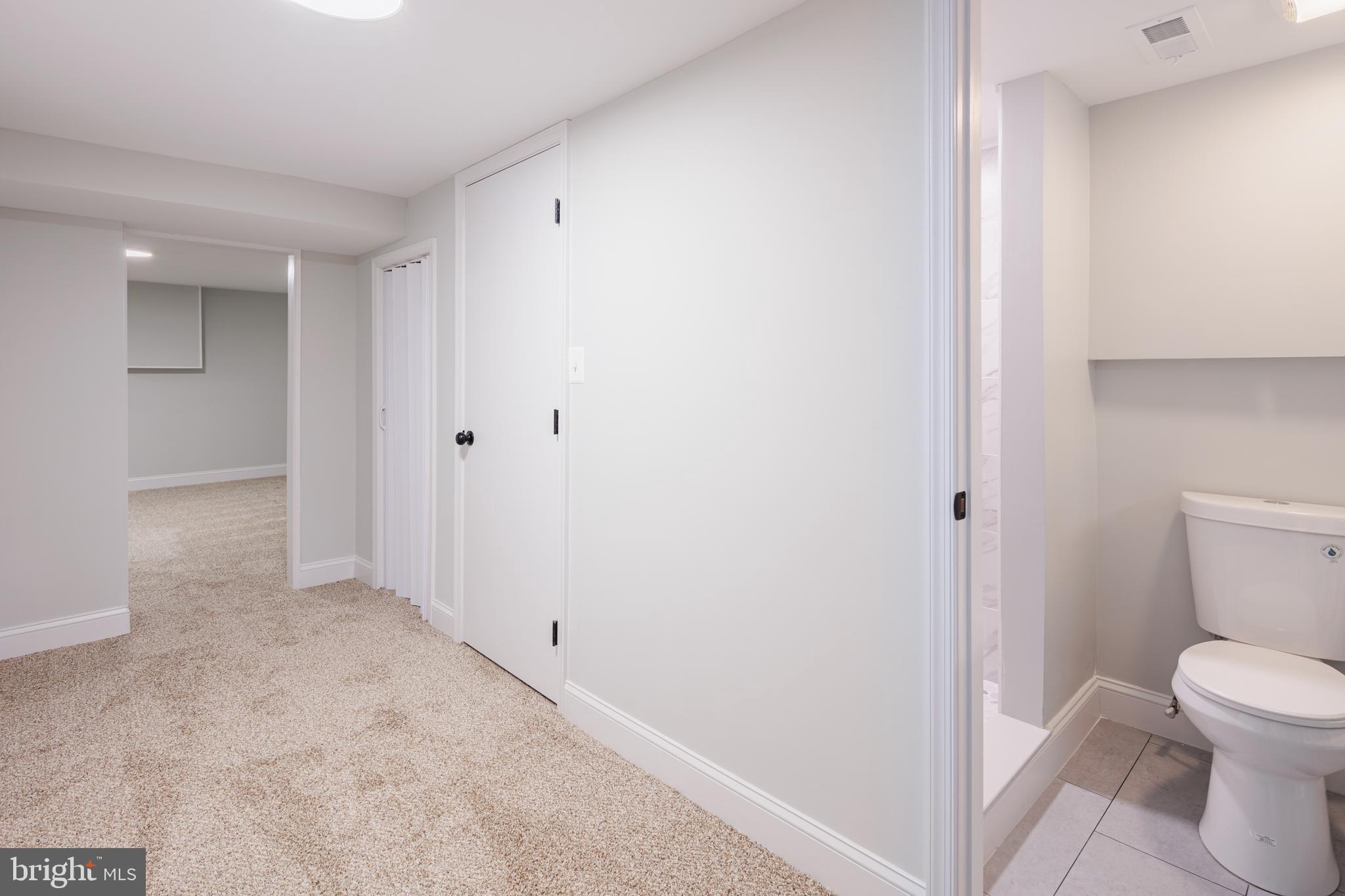 IDLEWOOD - Residential