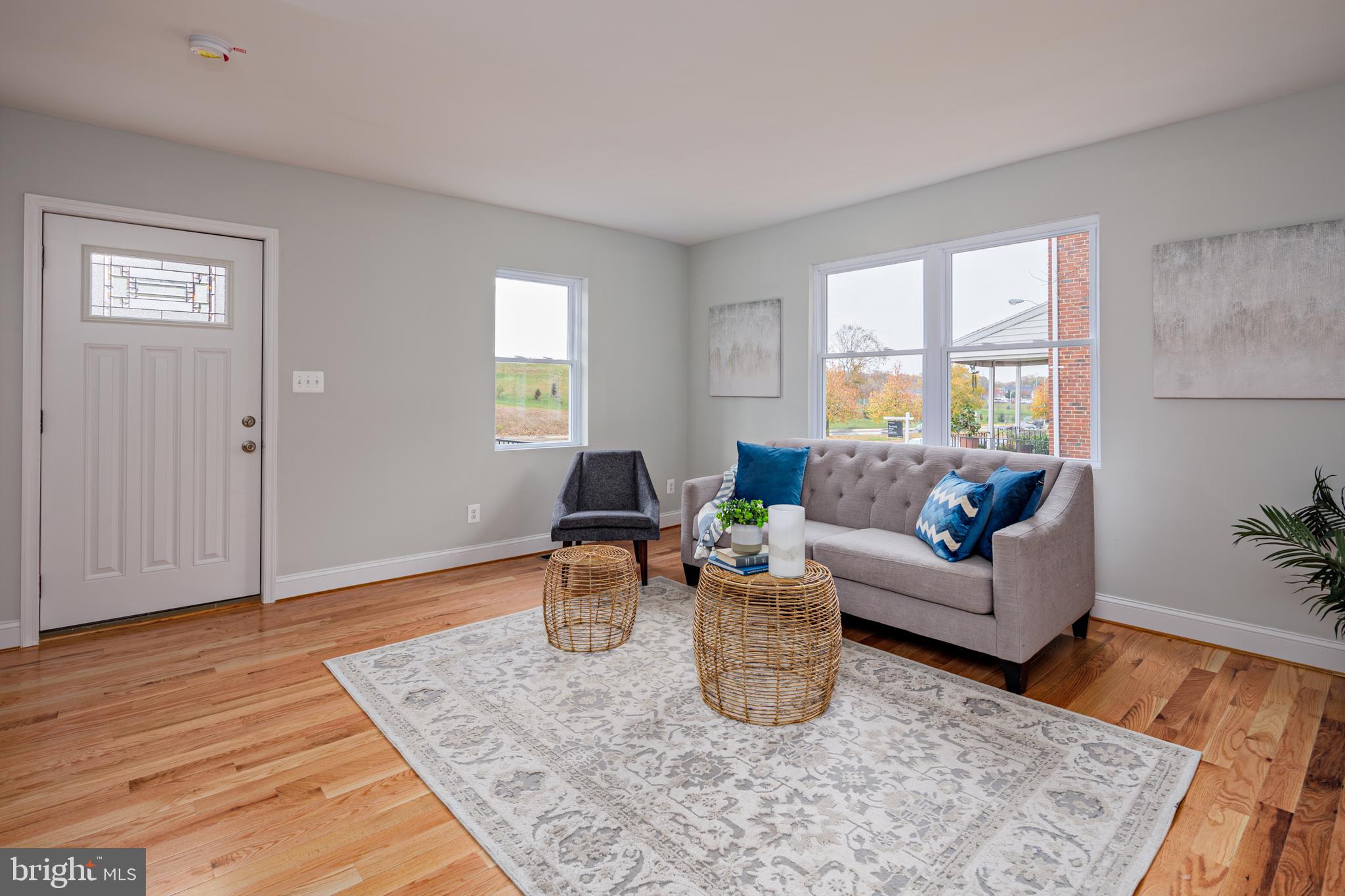 IDLEWOOD - Residential