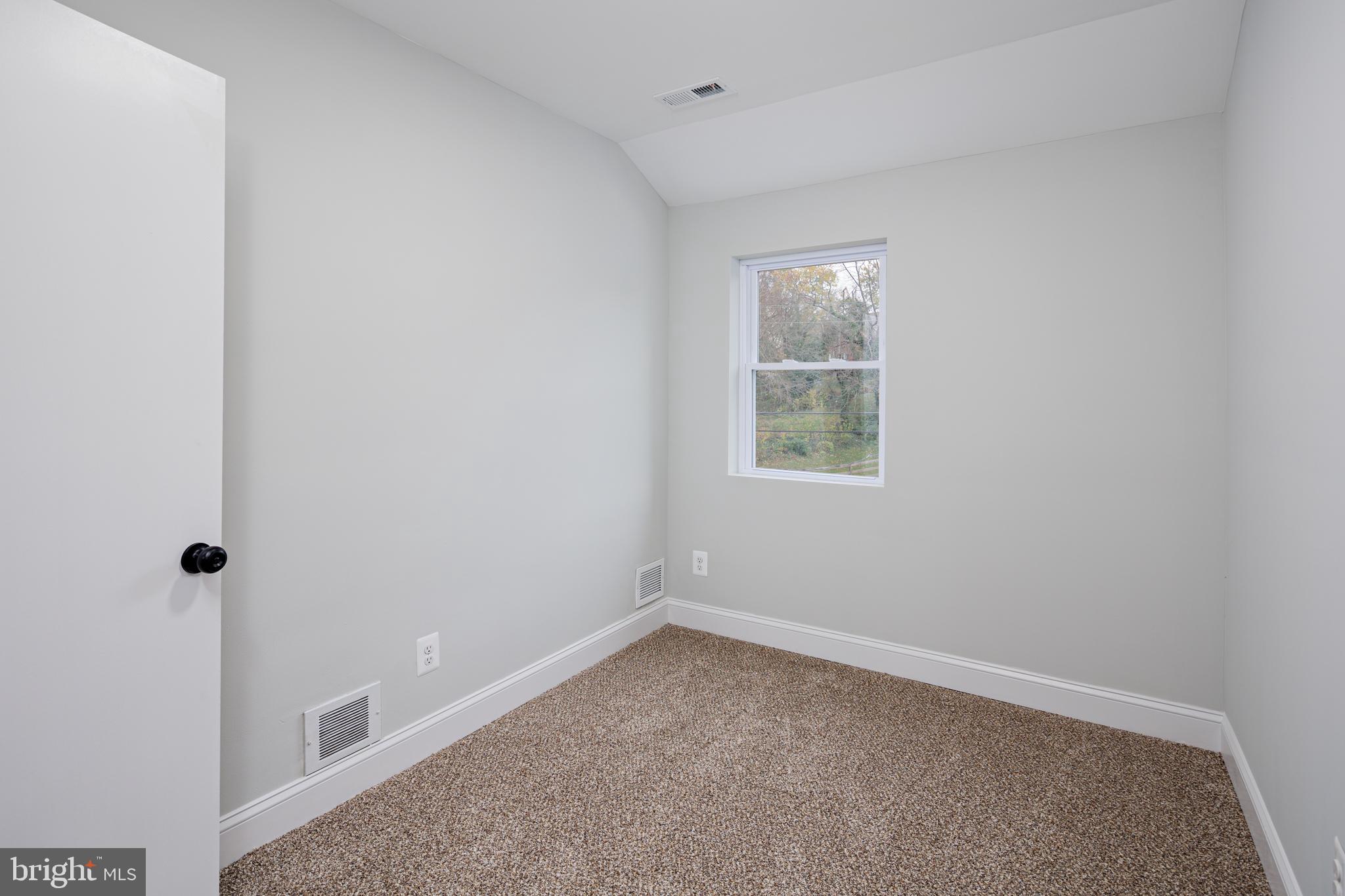 IDLEWOOD - Residential