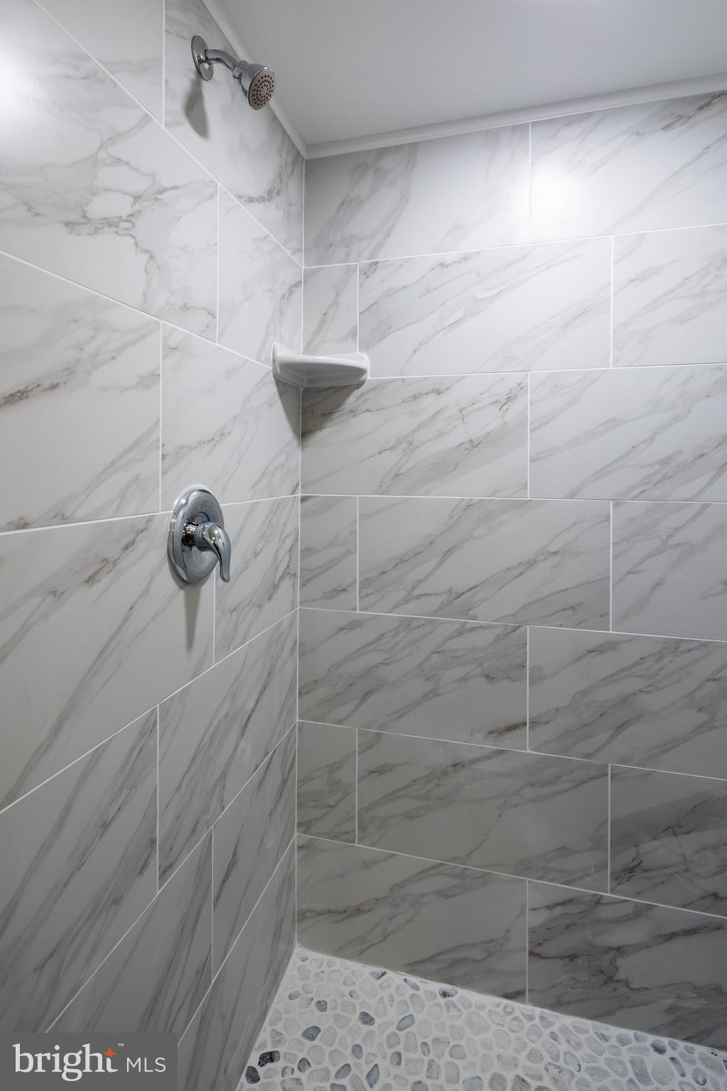 IDLEWOOD - Residential