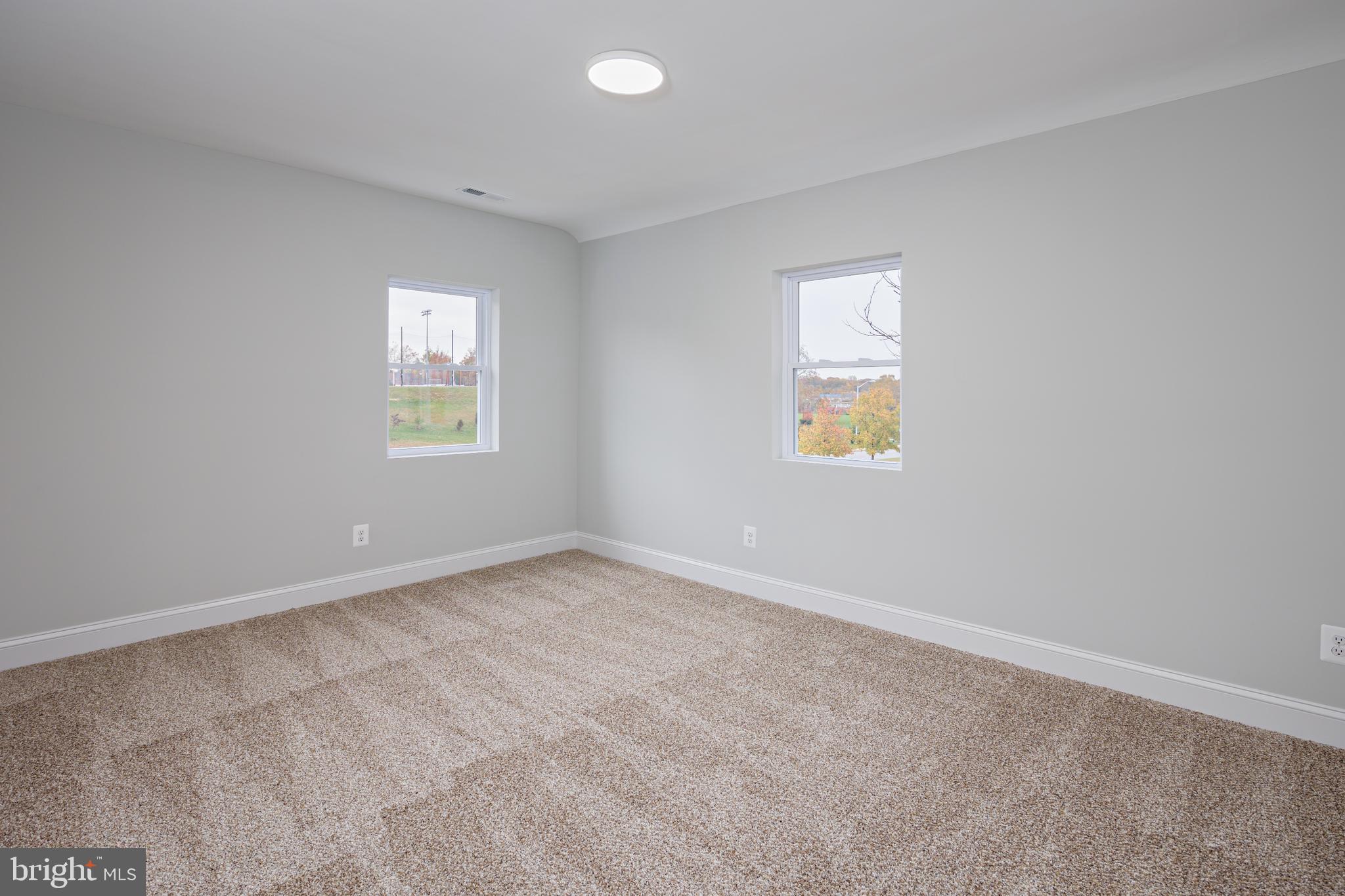 IDLEWOOD - Residential