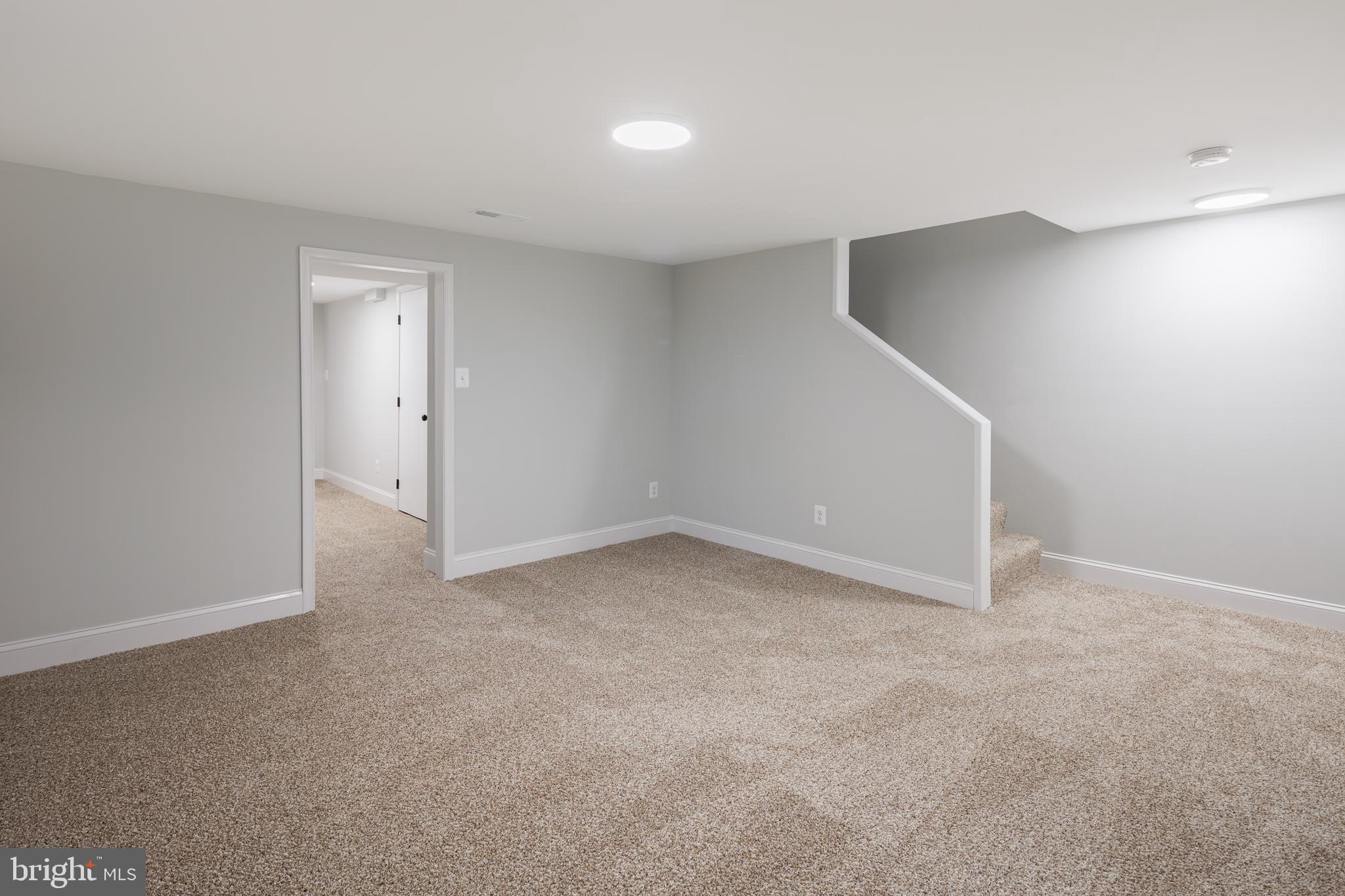 IDLEWOOD - Residential