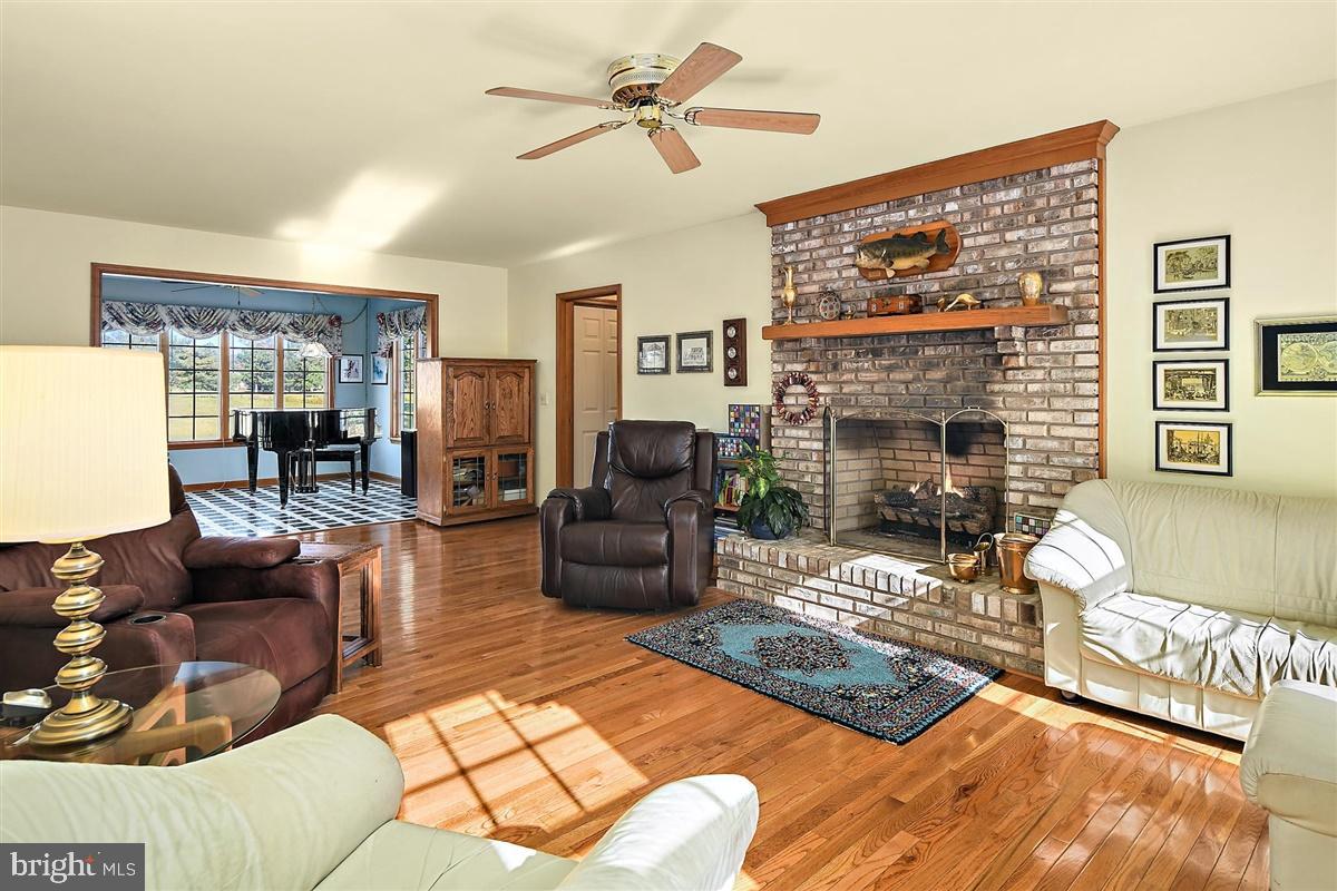 NUTTERS CROSSING - Residential