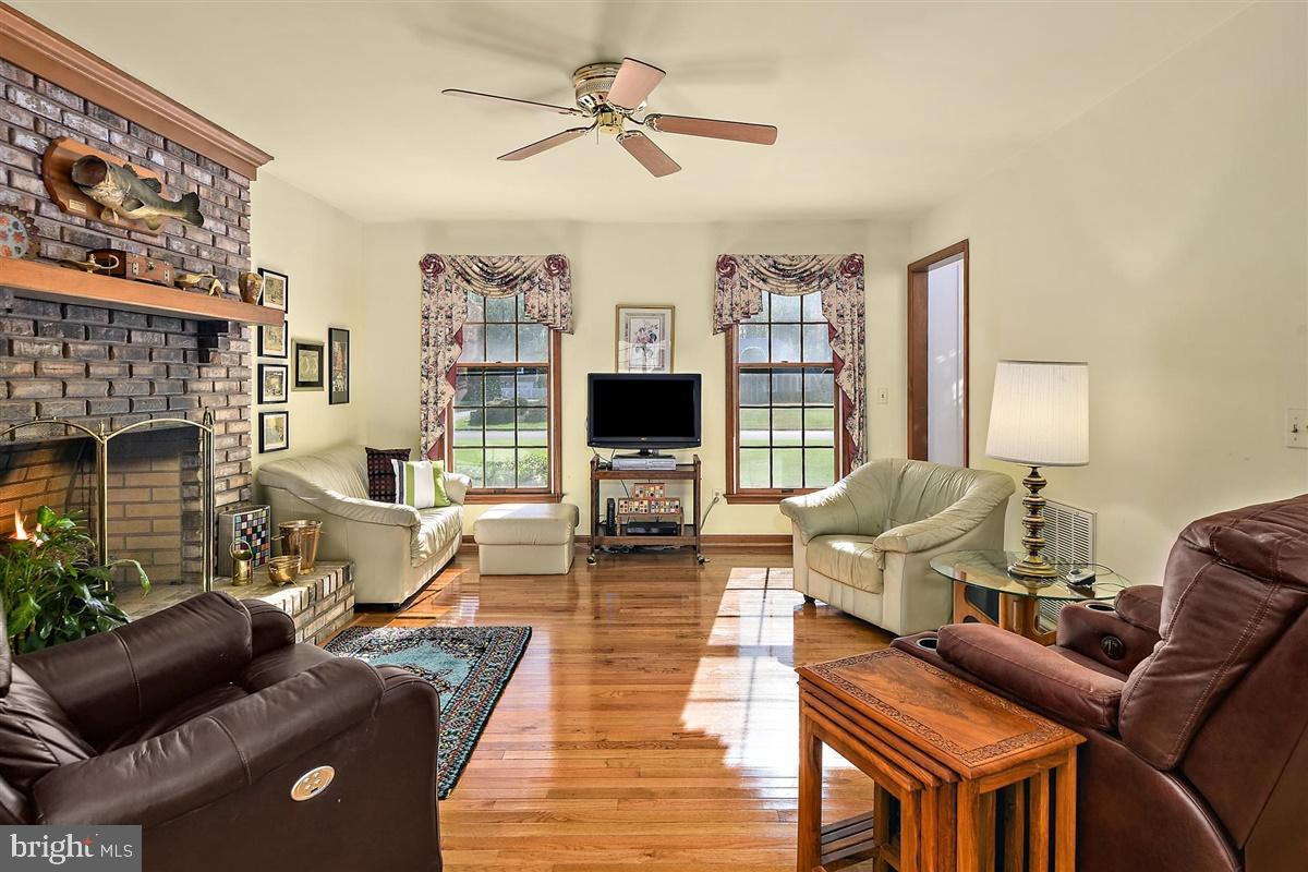 NUTTERS CROSSING - Residential