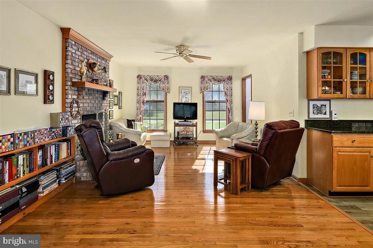 NUTTERS CROSSING - Residential