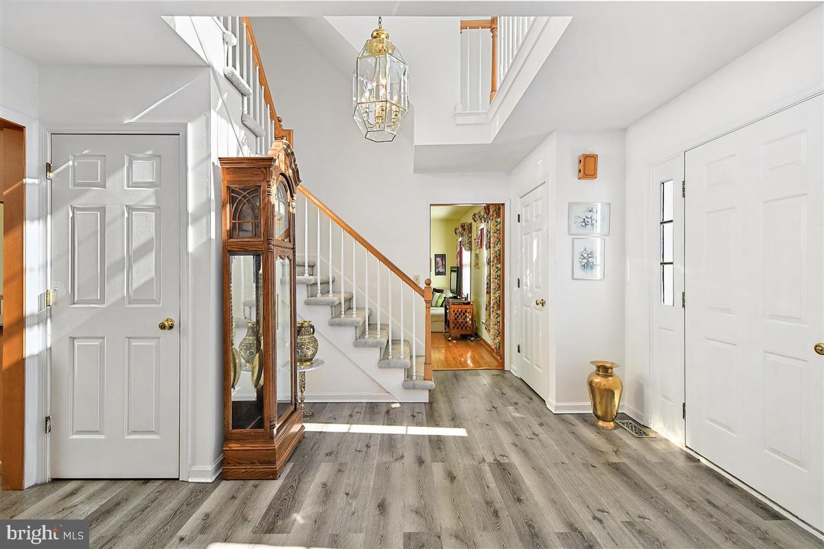 NUTTERS CROSSING - Residential