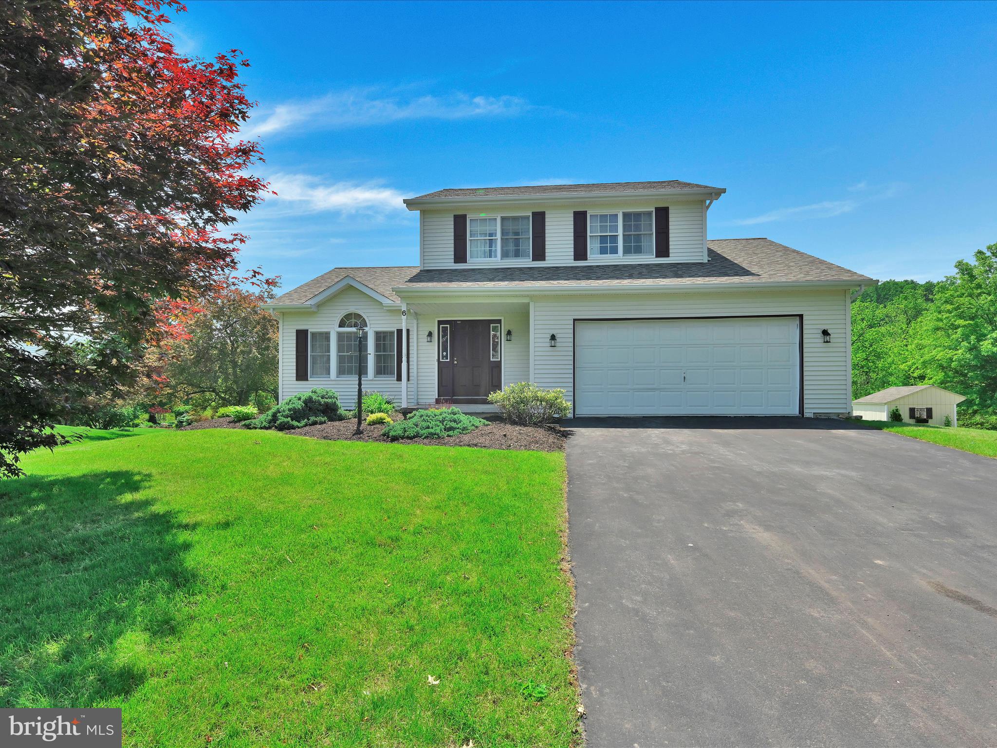 6 FOX HOLLOW ROAD