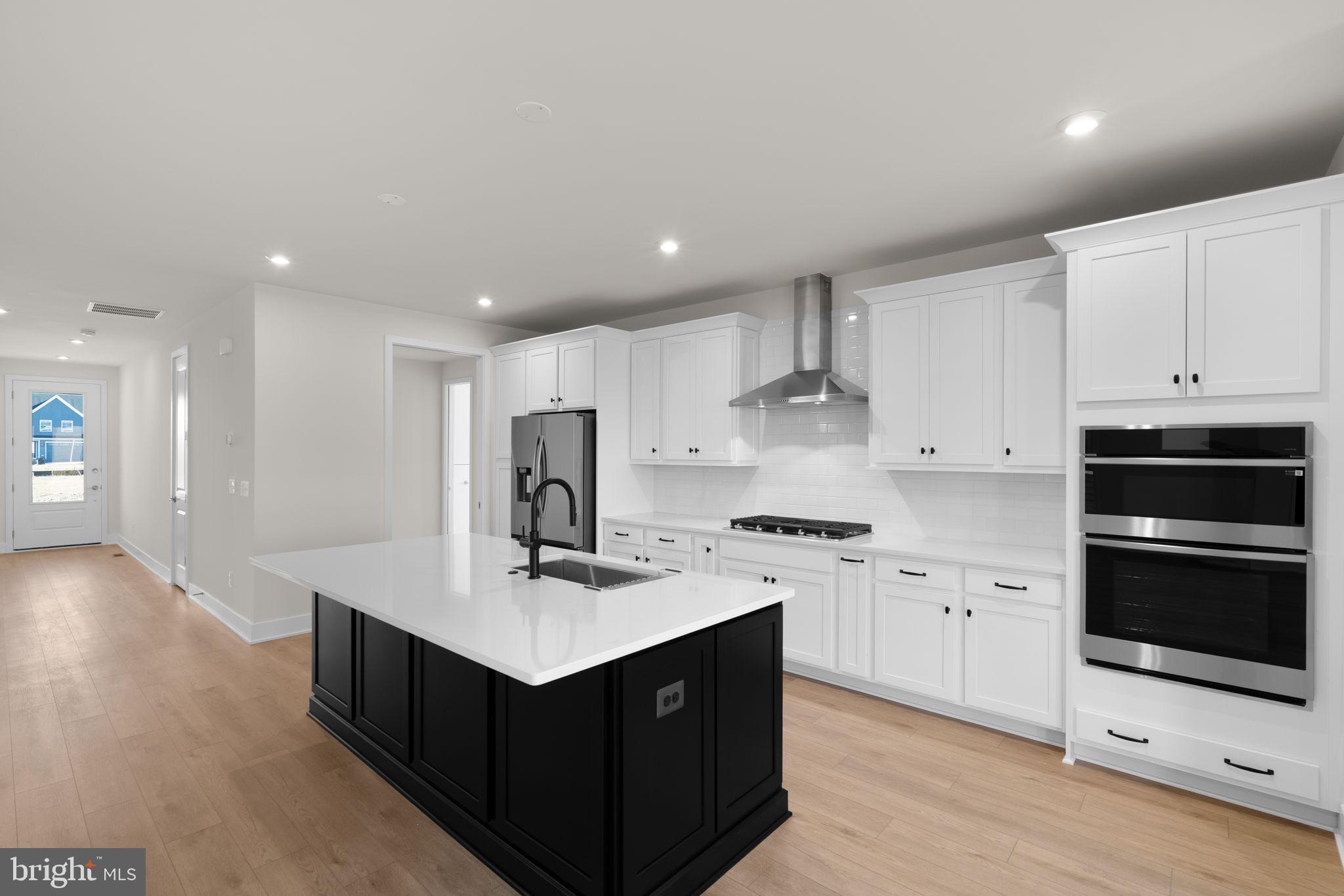 HIATT POINTE AT SNOWDEN BRIDGE - Residential