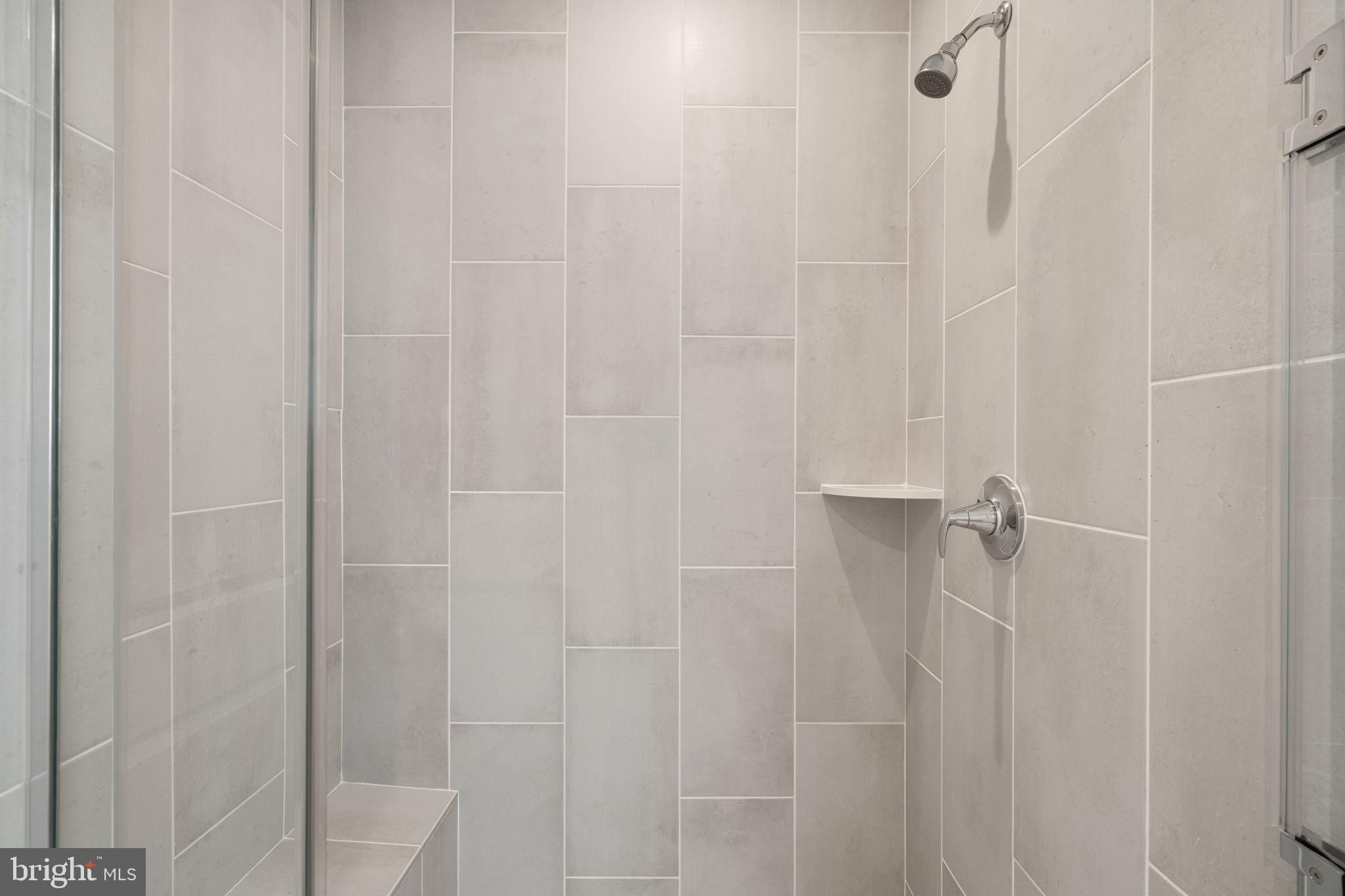 HIATT POINTE AT SNOWDEN BRIDGE - Residential