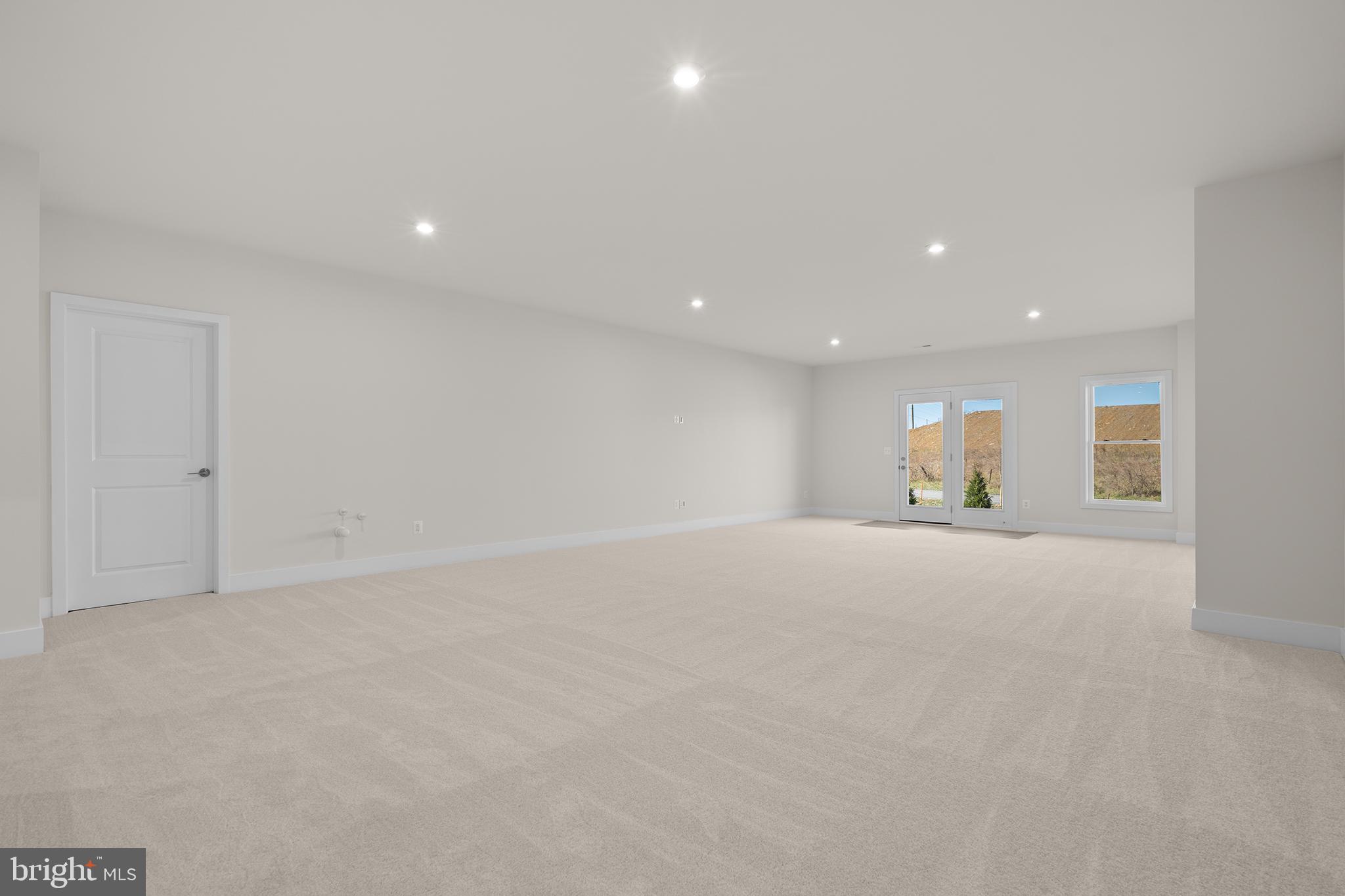 HIATT POINTE AT SNOWDEN BRIDGE - Residential