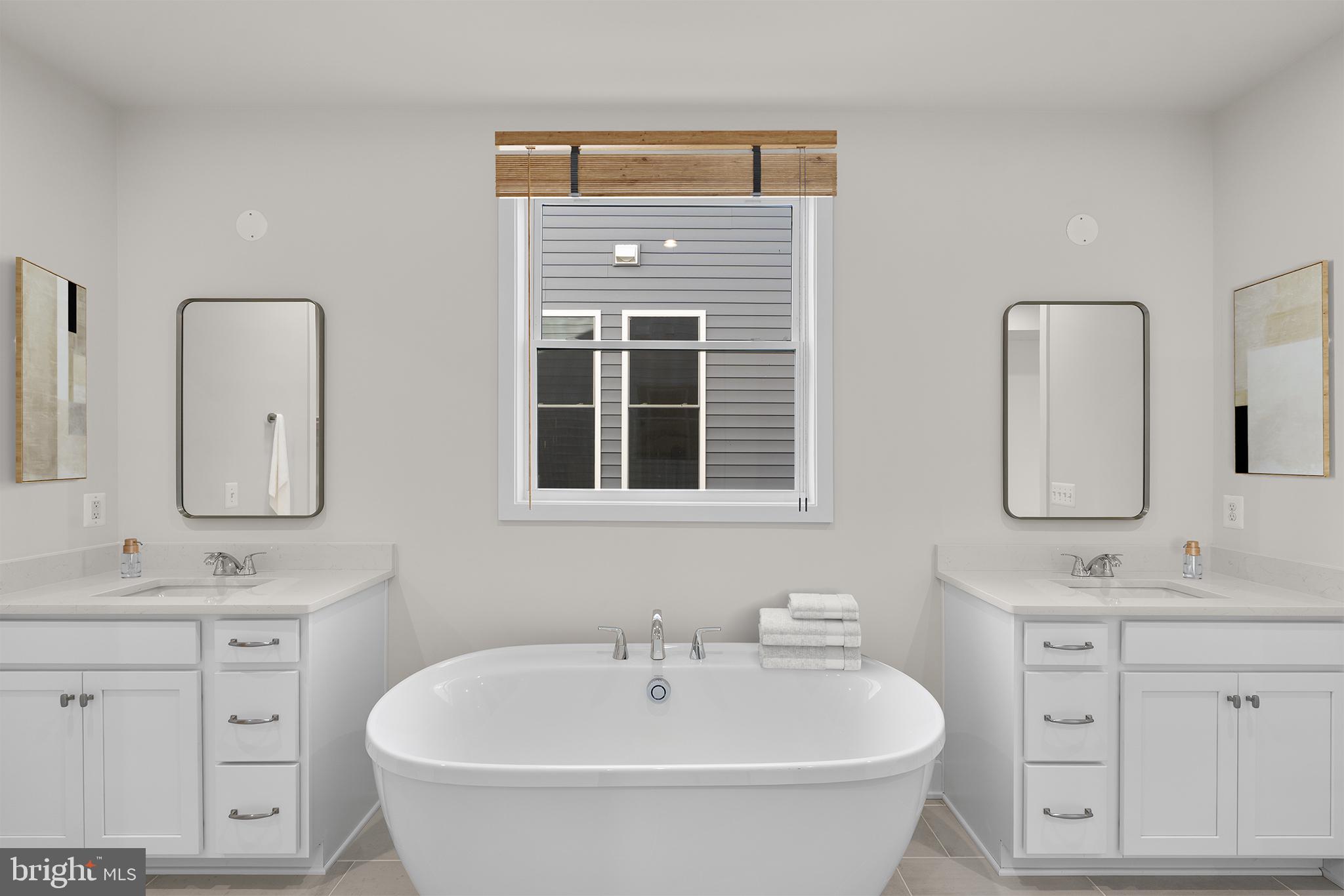 HIATT POINTE AT SNOWDEN BRIDGE - Residential