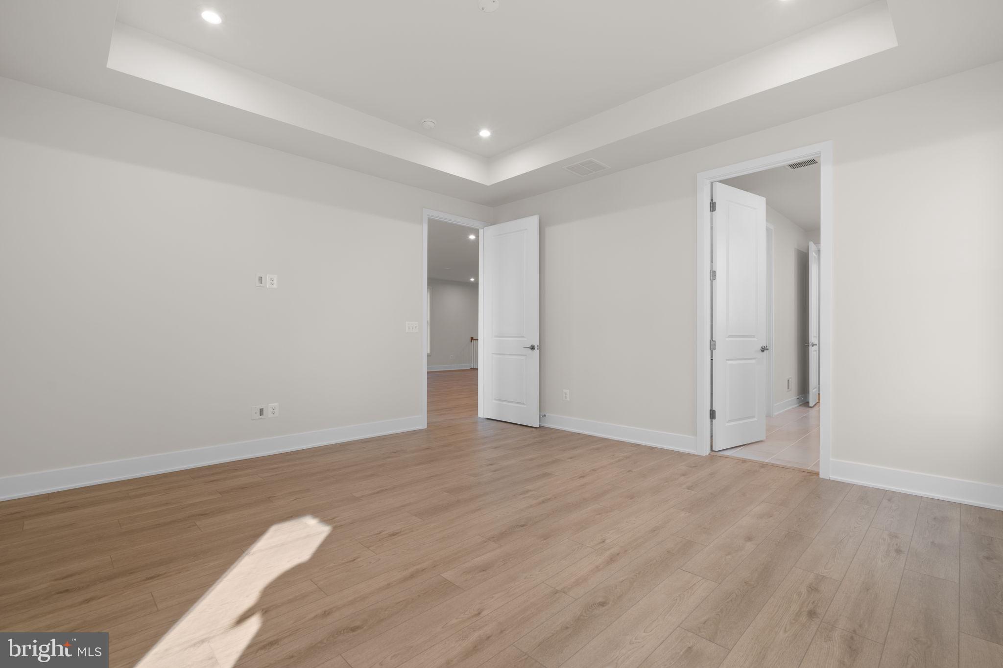 HIATT POINTE AT SNOWDEN BRIDGE - Residential