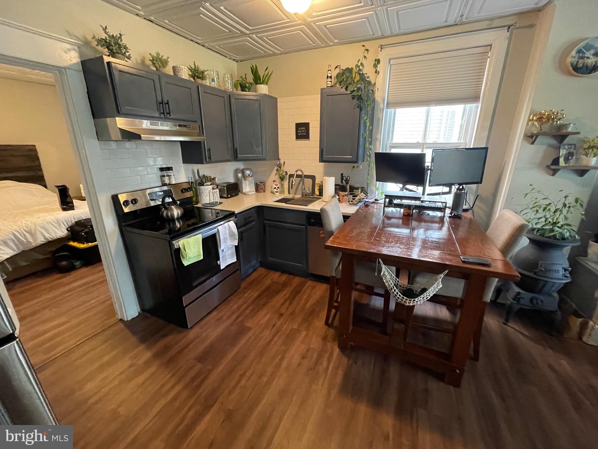 MEDIA - Residential Lease