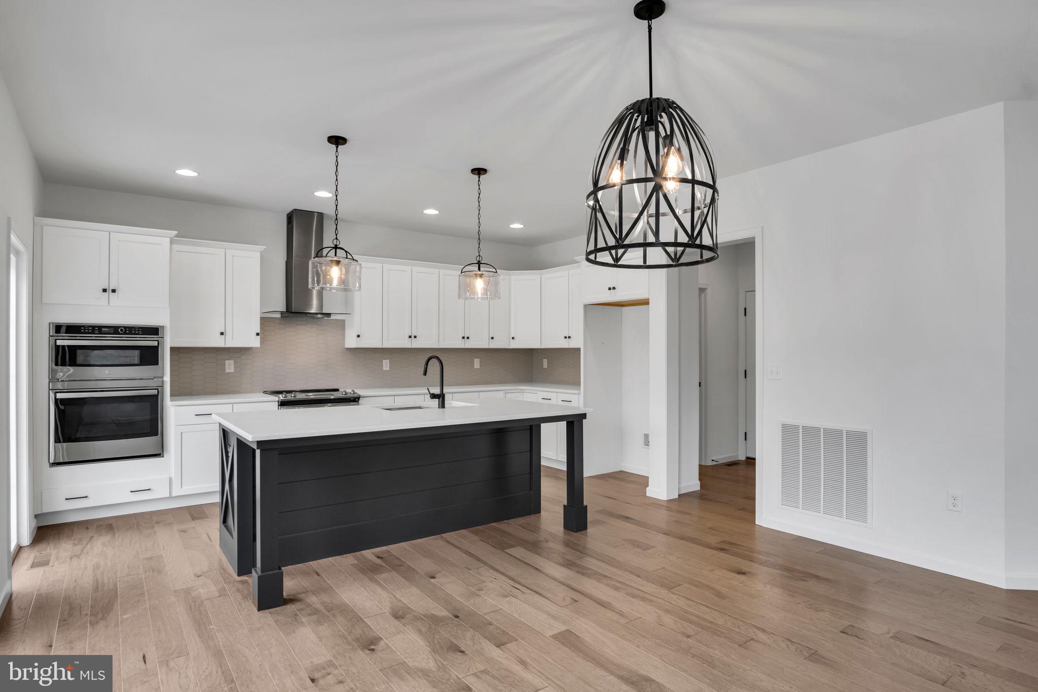 LAMB'S GAP - Residential
