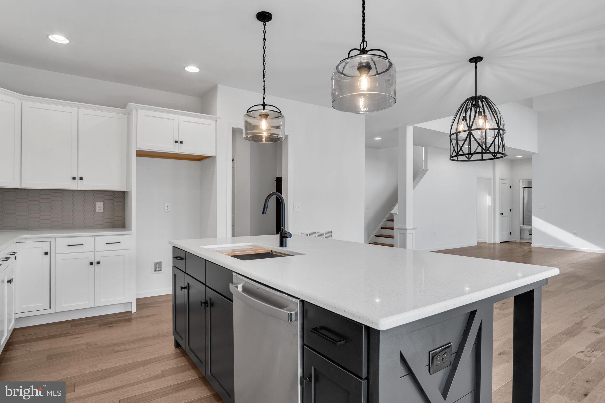 LAMB'S GAP - Residential