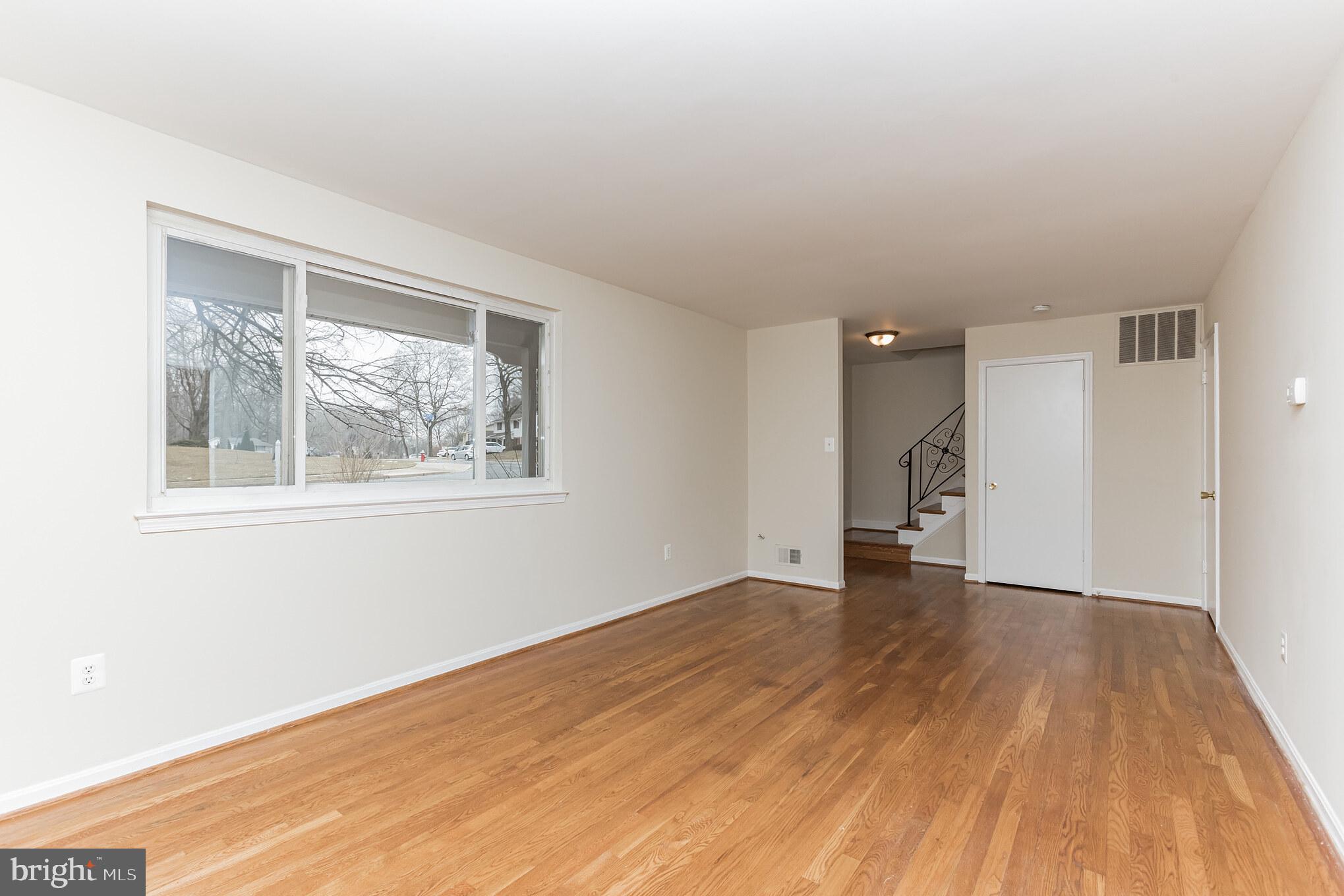 KINGS PARK WEST - Residential