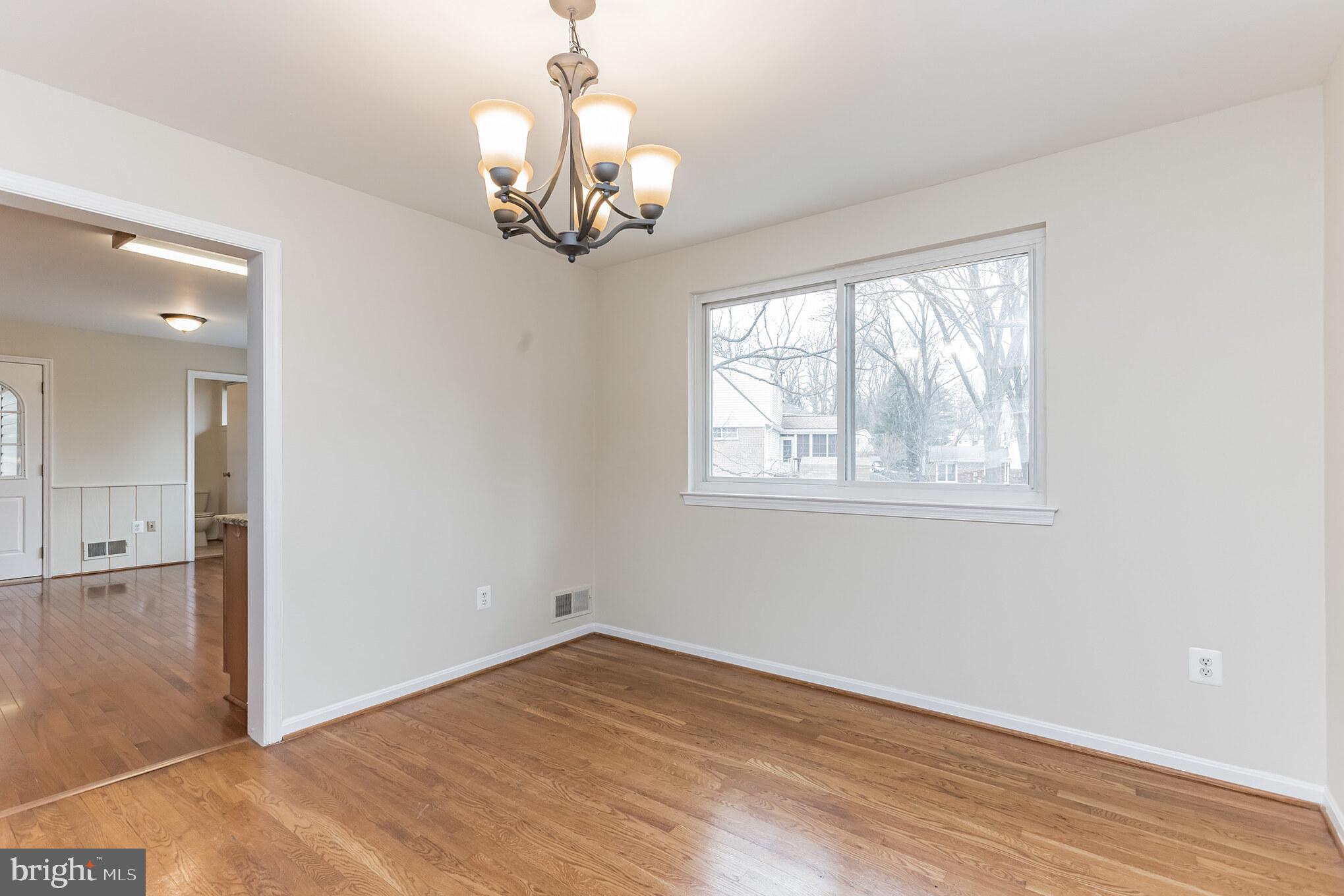 KINGS PARK WEST - Residential